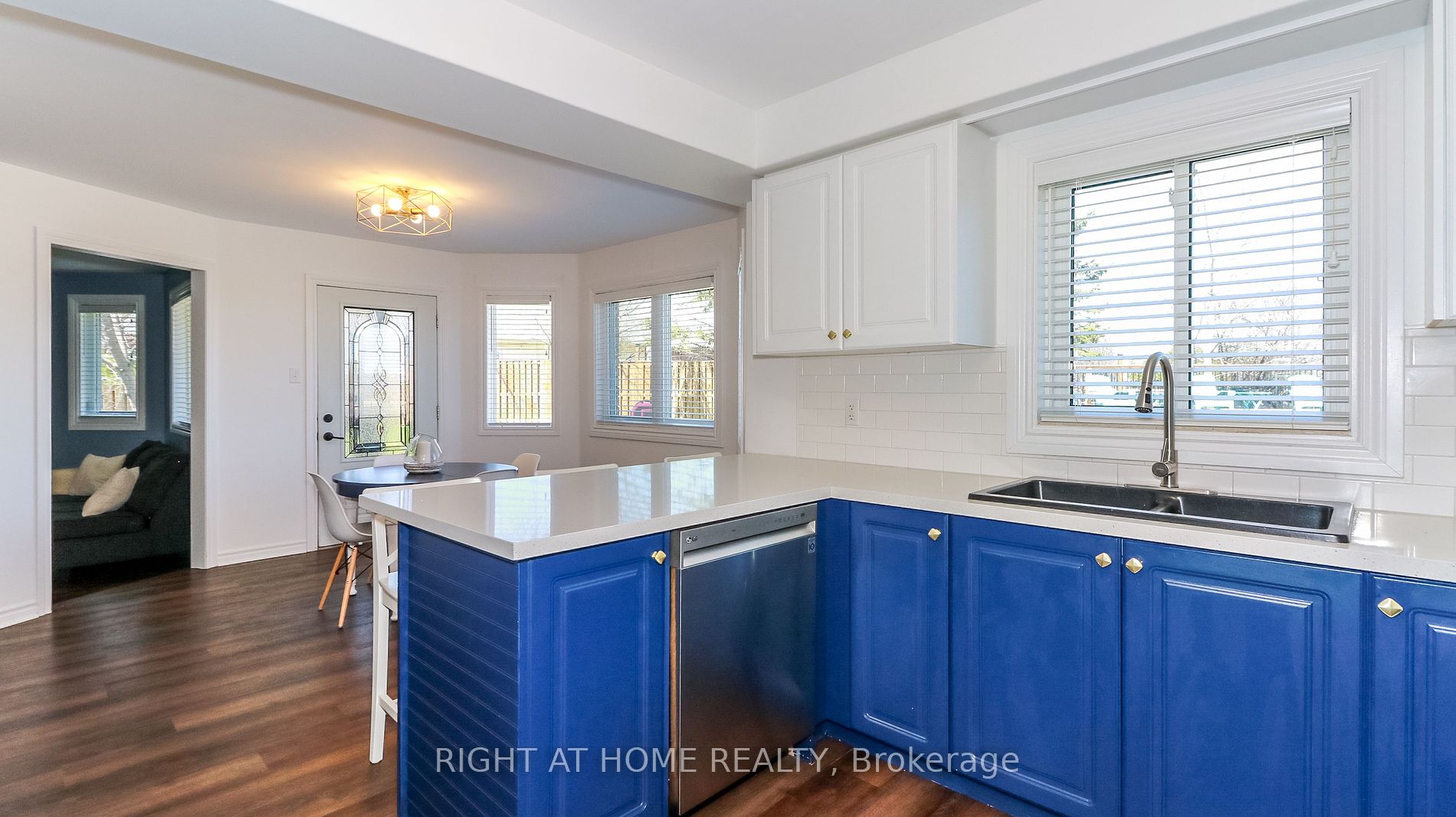 39 Whitfield Crescent