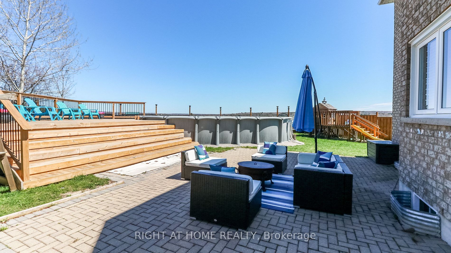 39 Whitfield Crescent