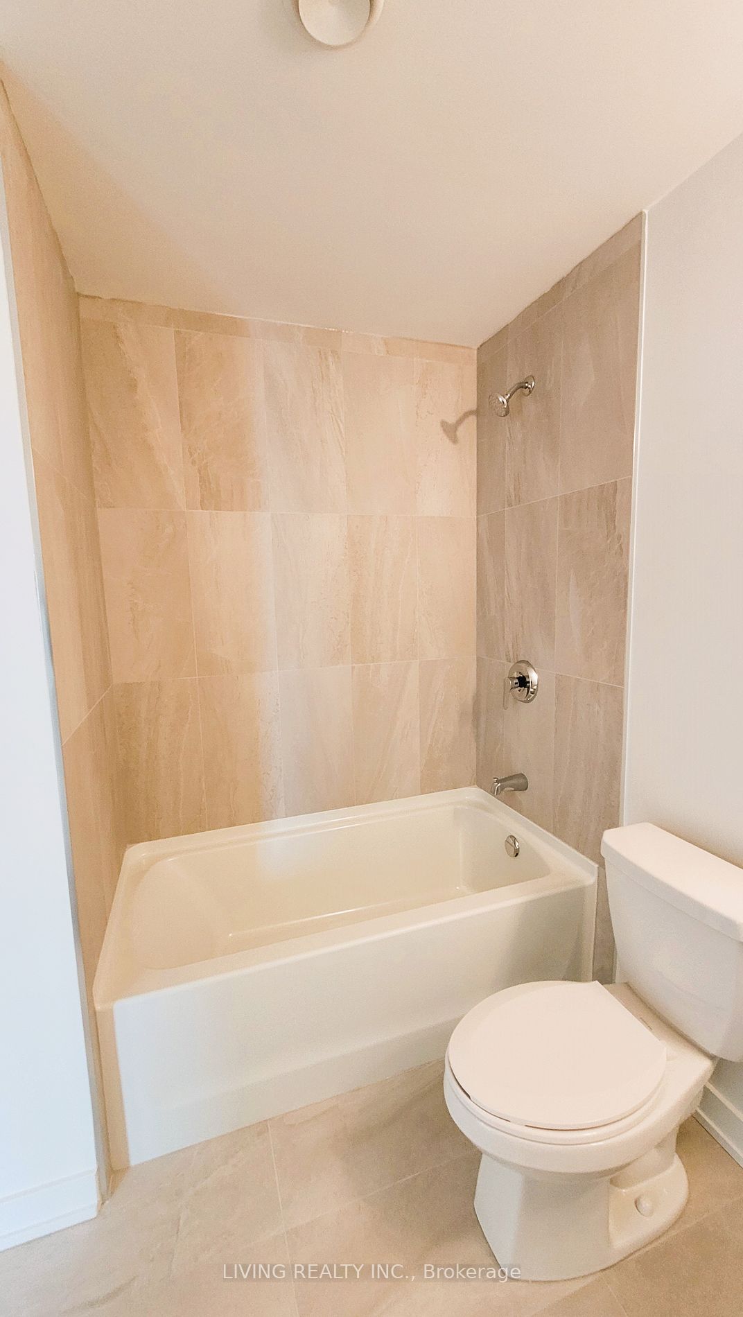 56 Lakeside Terrace, #802