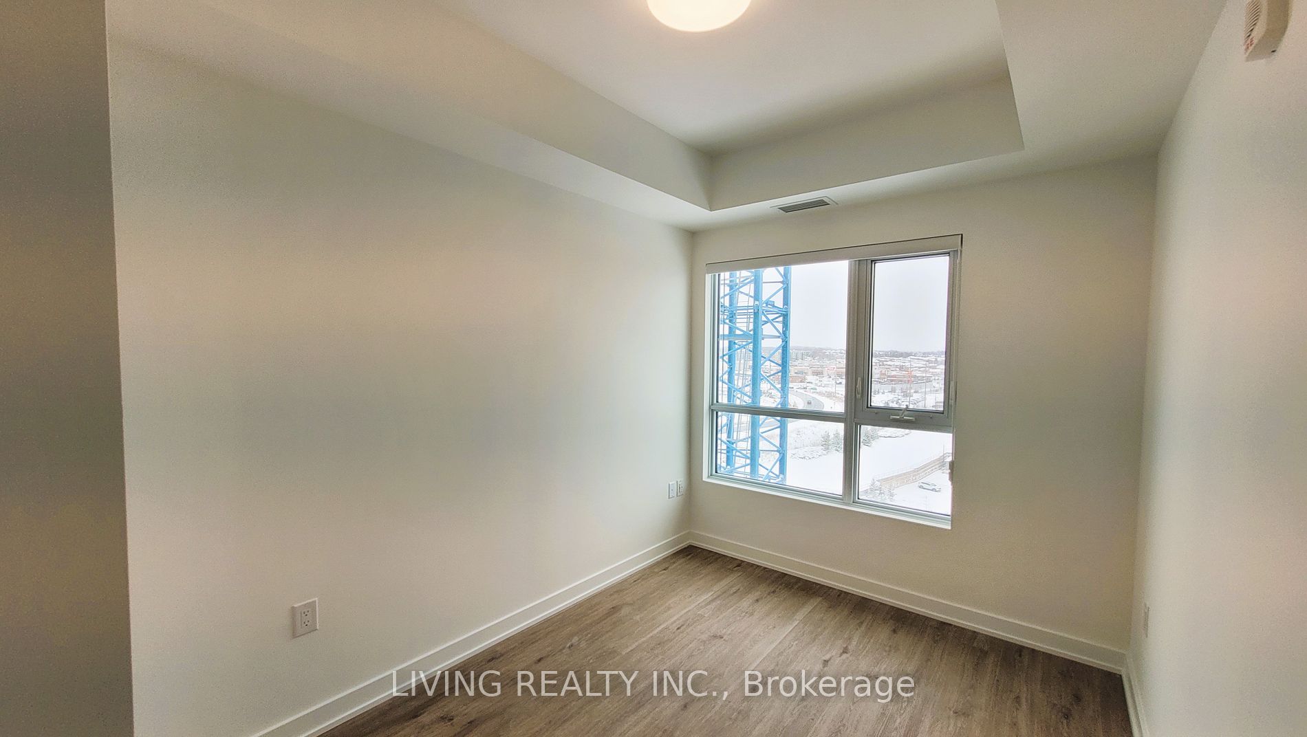 56 Lakeside Terrace, #802