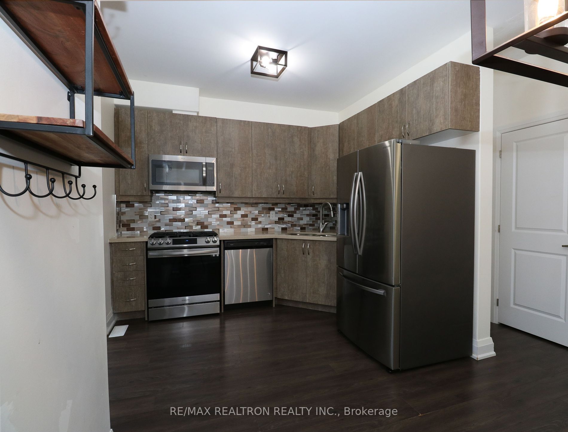 199 Ardagh Rd, #17
