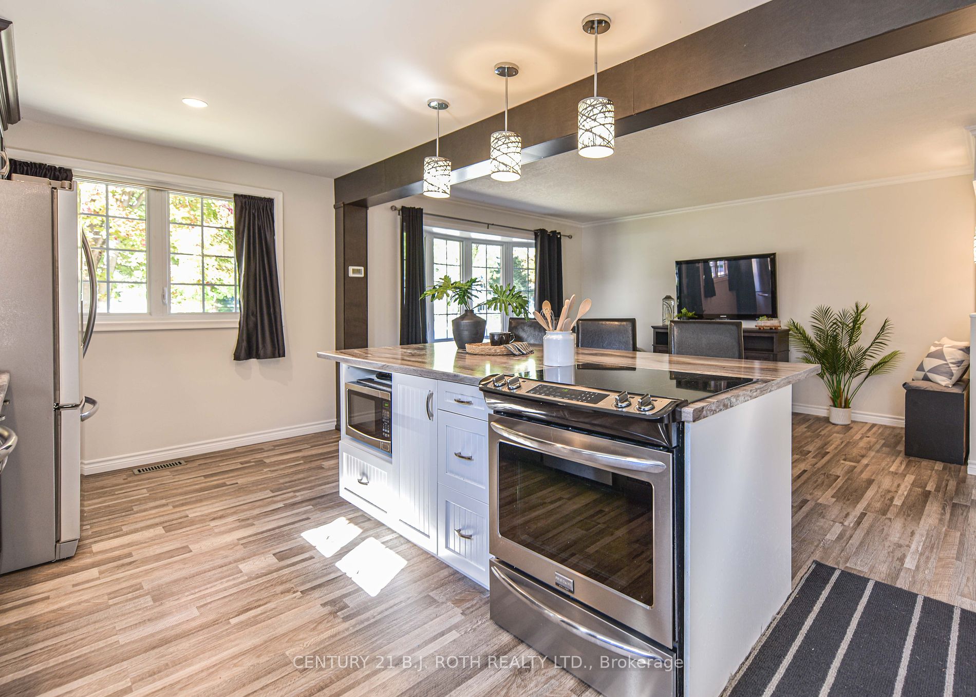 329 Collins Dr