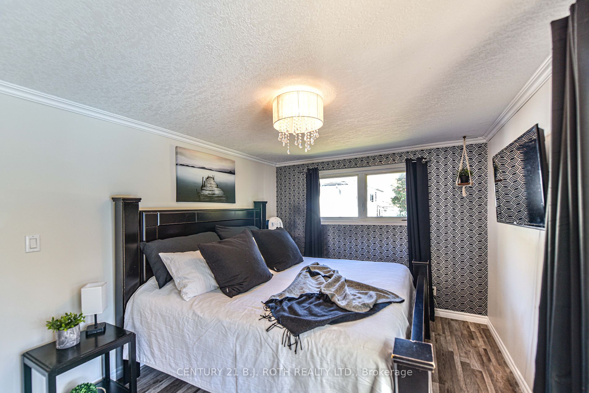 329 Collins Dr