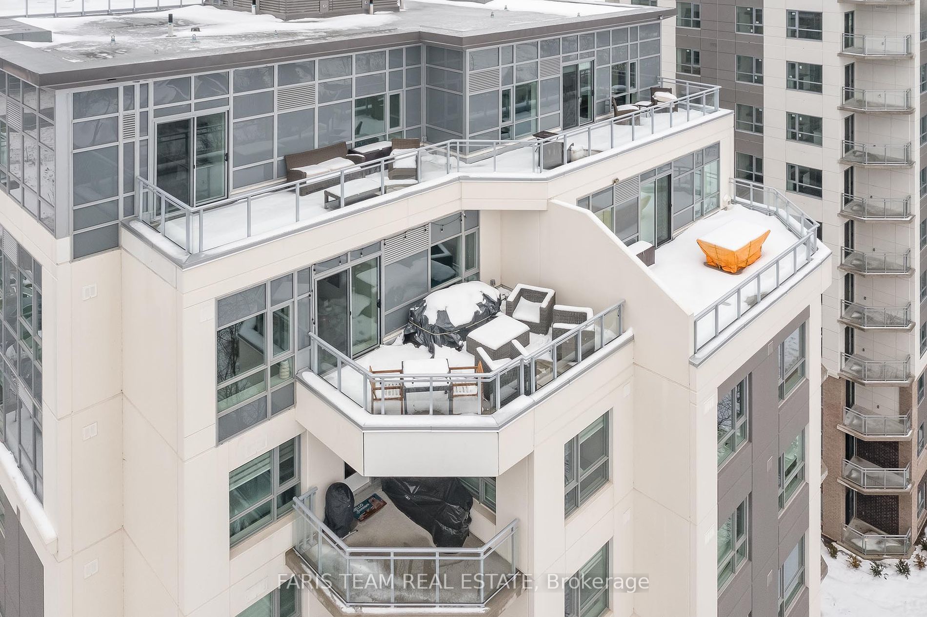 58 Lakeside Terrace, #1006