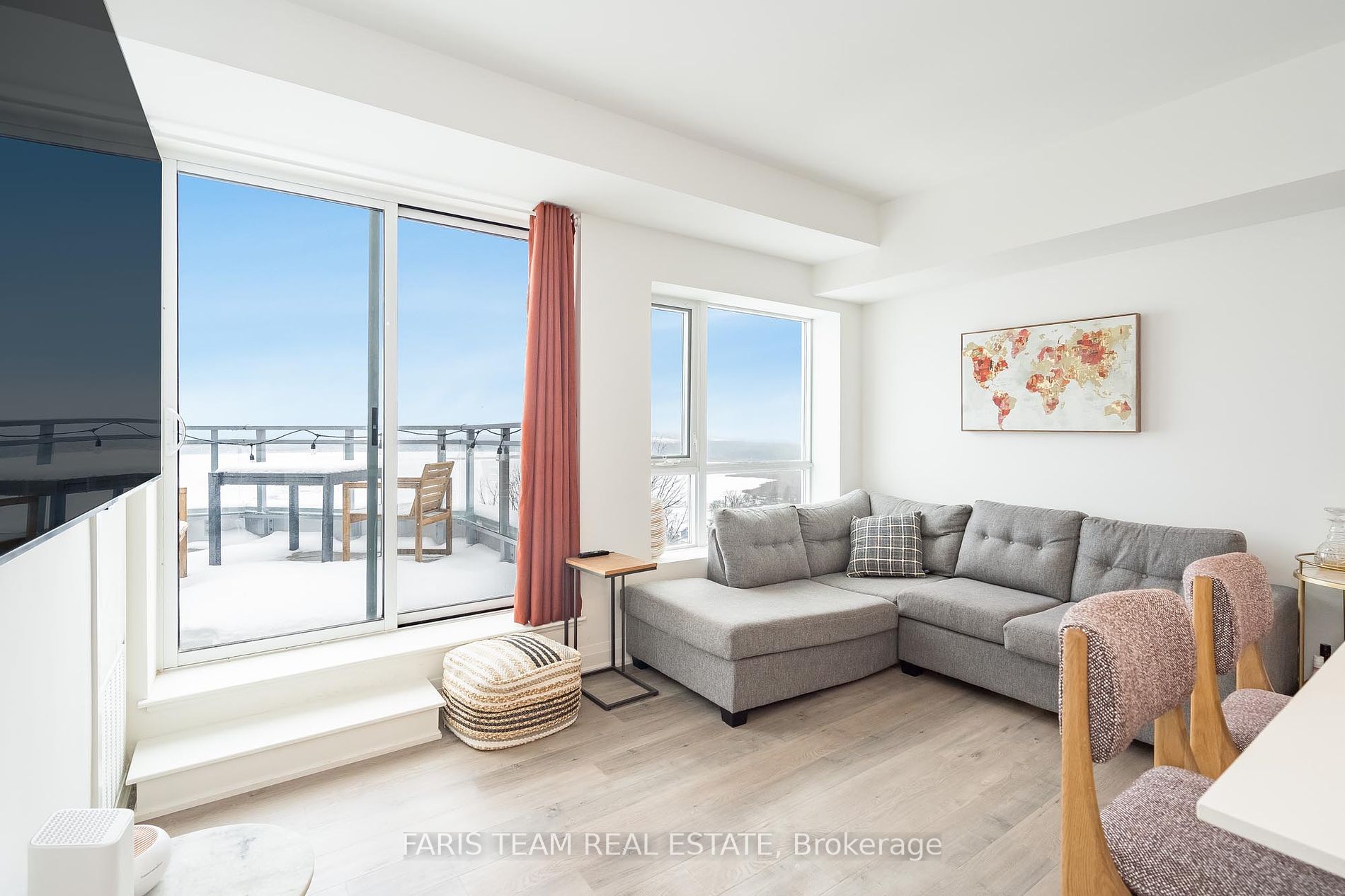 58 Lakeside Terrace, #1006