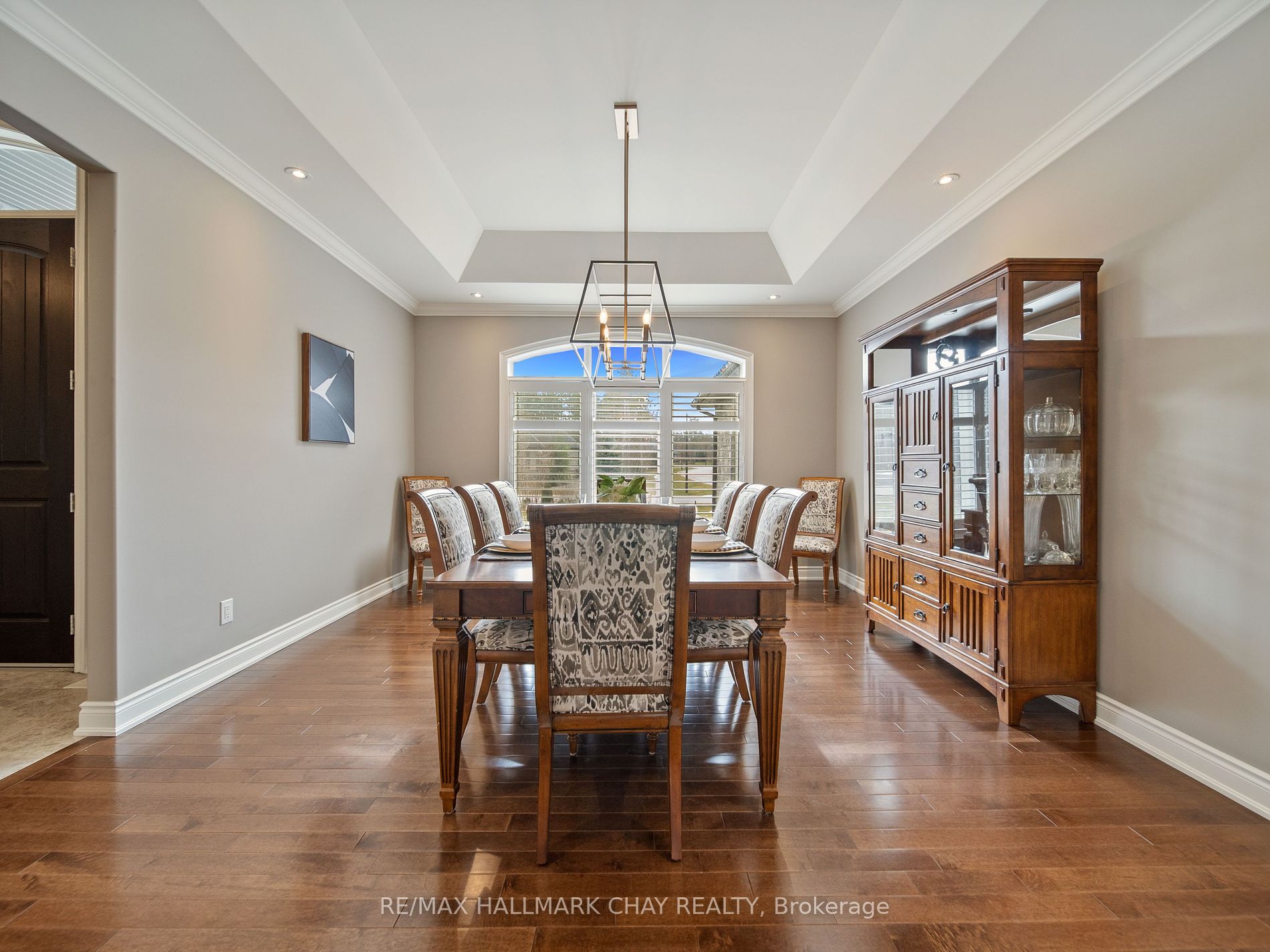 121 Mennill Drive