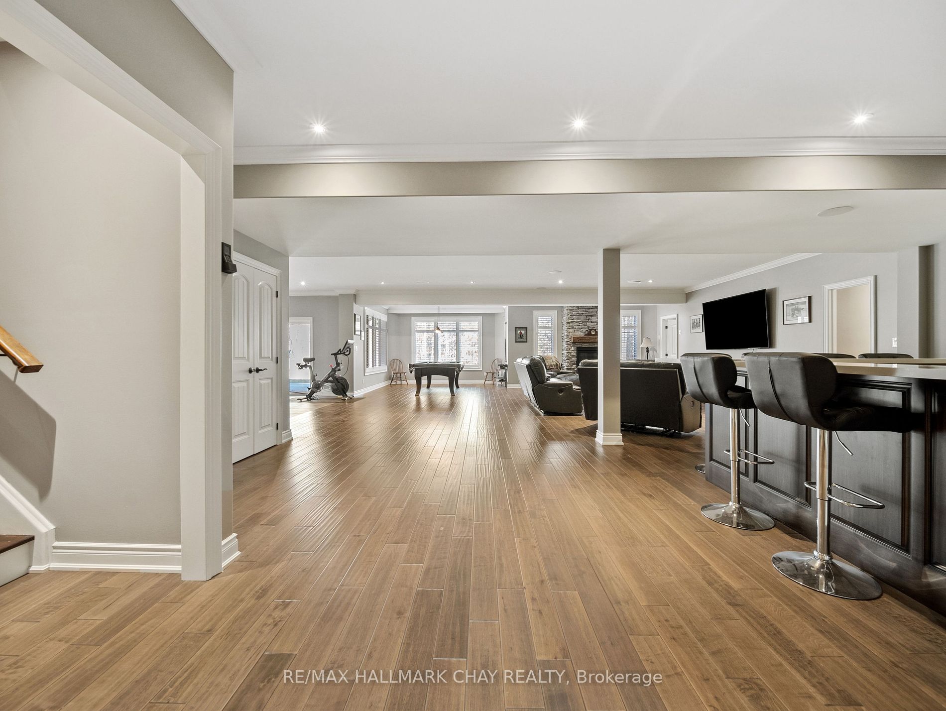 121 Mennill Drive