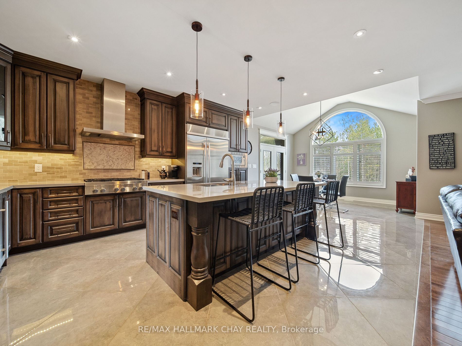 121 Mennill Drive