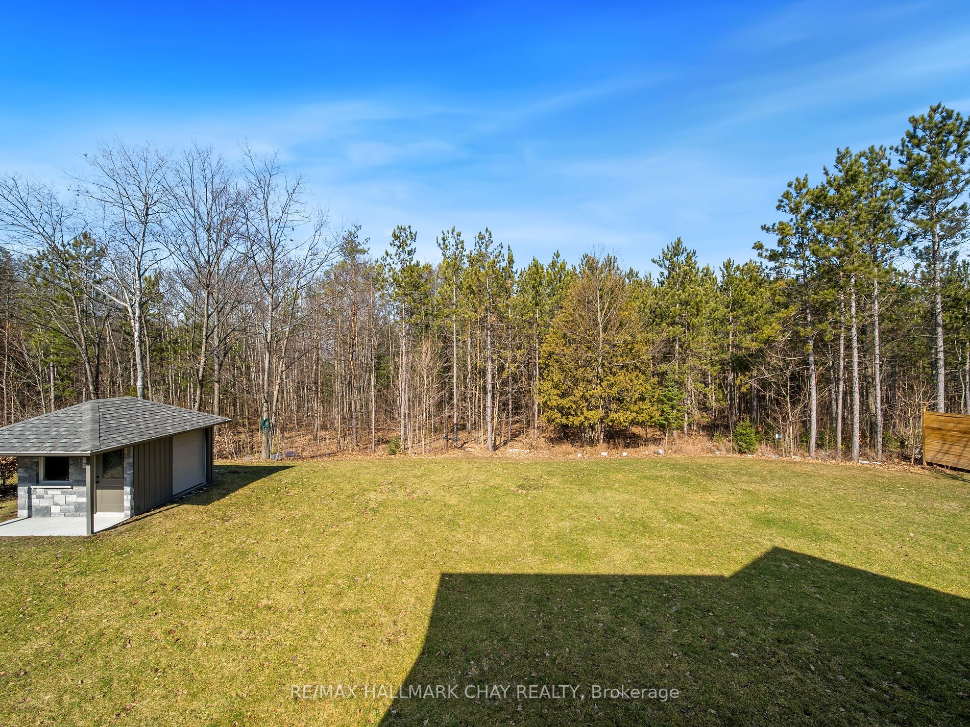 121 Mennill Drive
