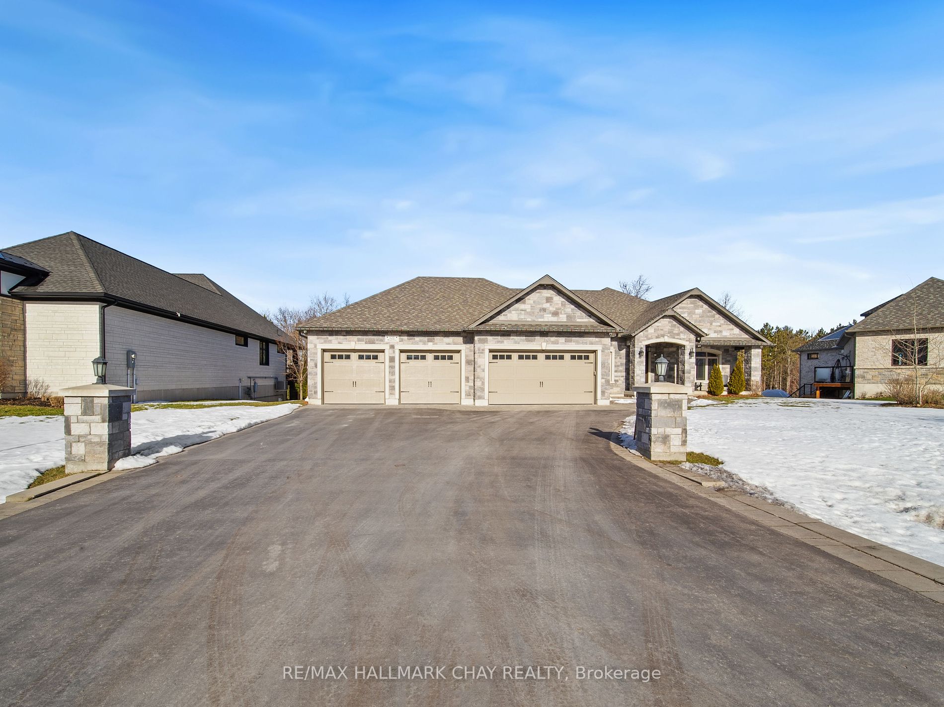 121 Mennill Drive