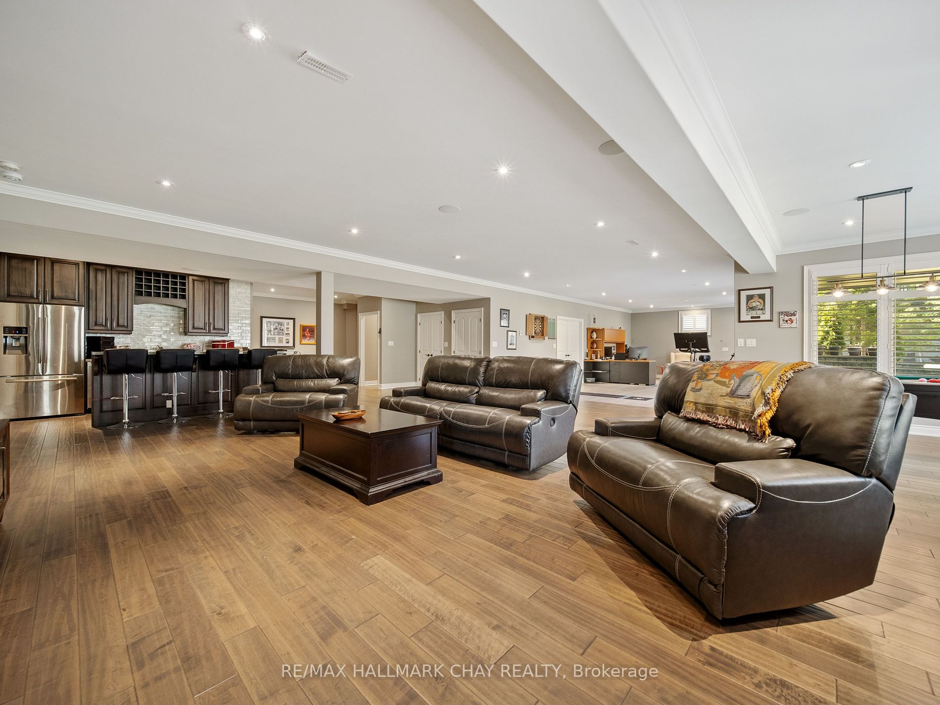 121 Mennill Drive