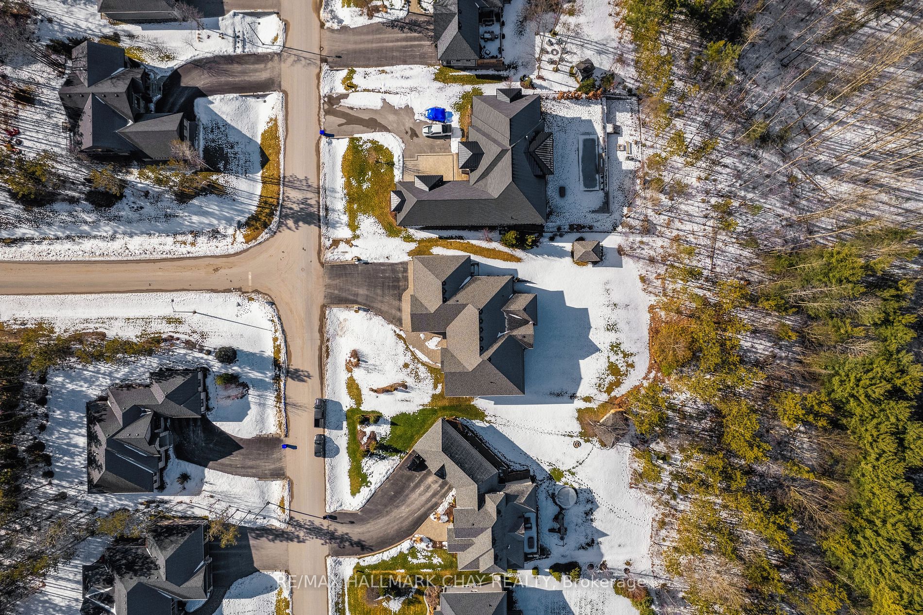 121 Mennill Drive