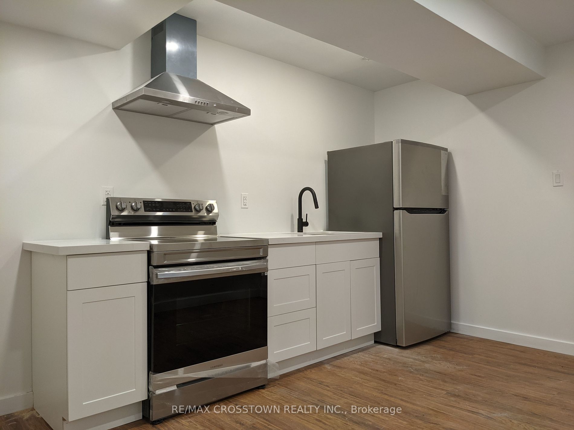 154 Simcoe Street, #BSMT