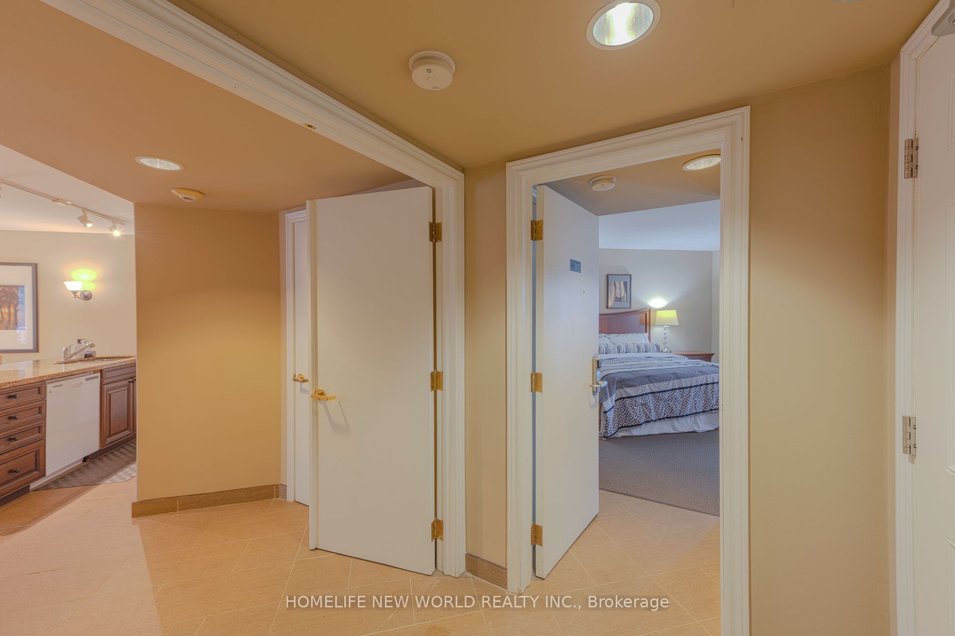 90 Highland Drive, #2074/75