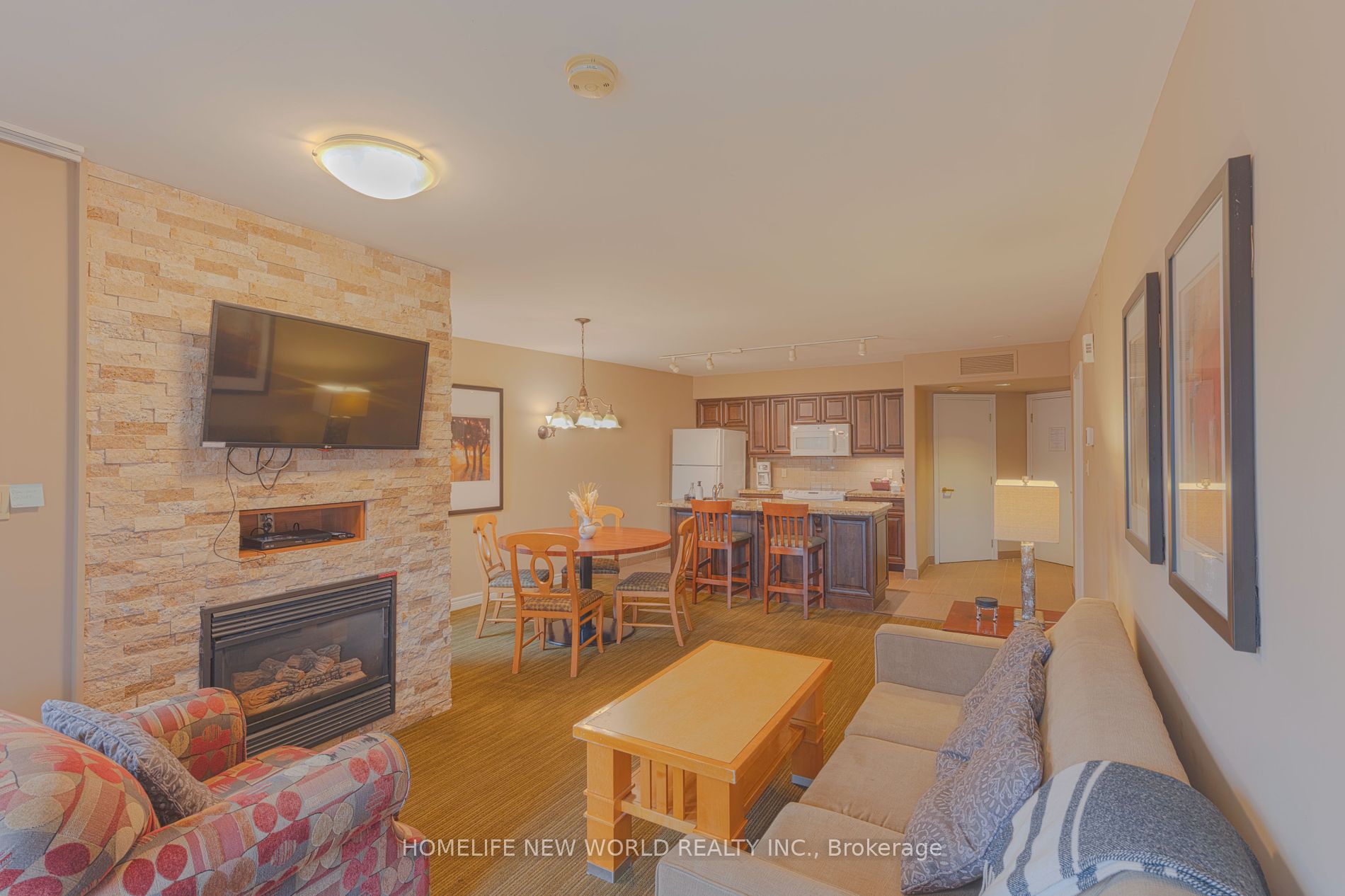 90 Highland Drive, #2074/75