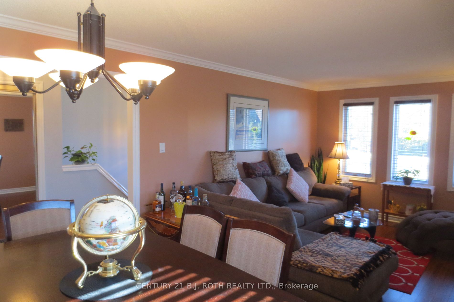 4 Campbell Avenue