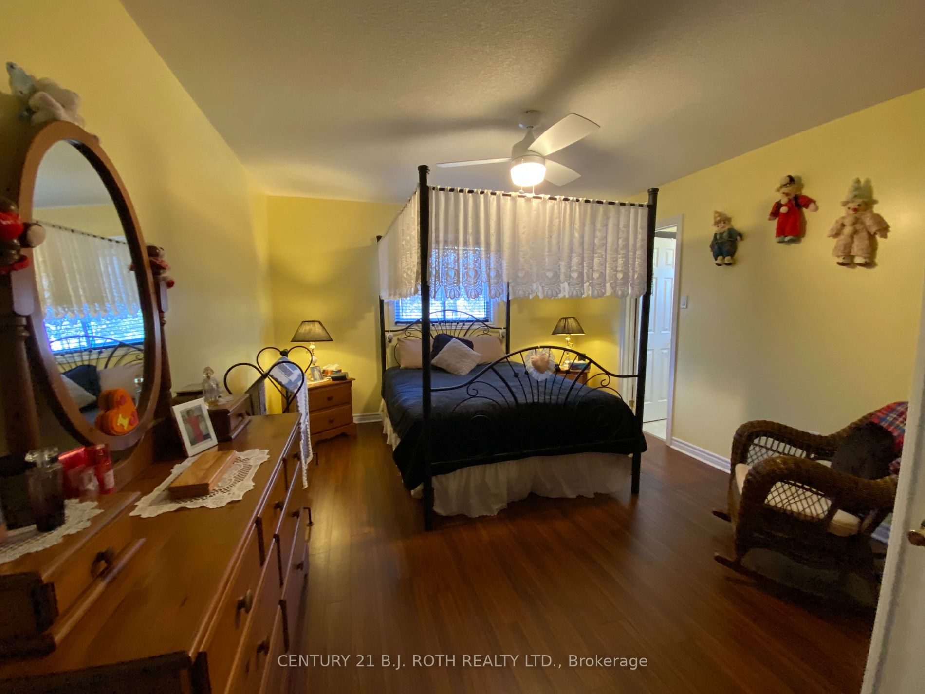 4 Campbell Avenue