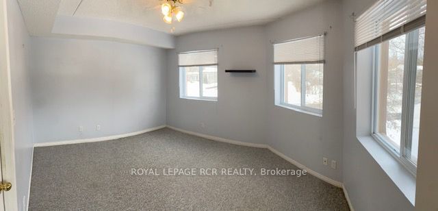 125 Bond St, #201