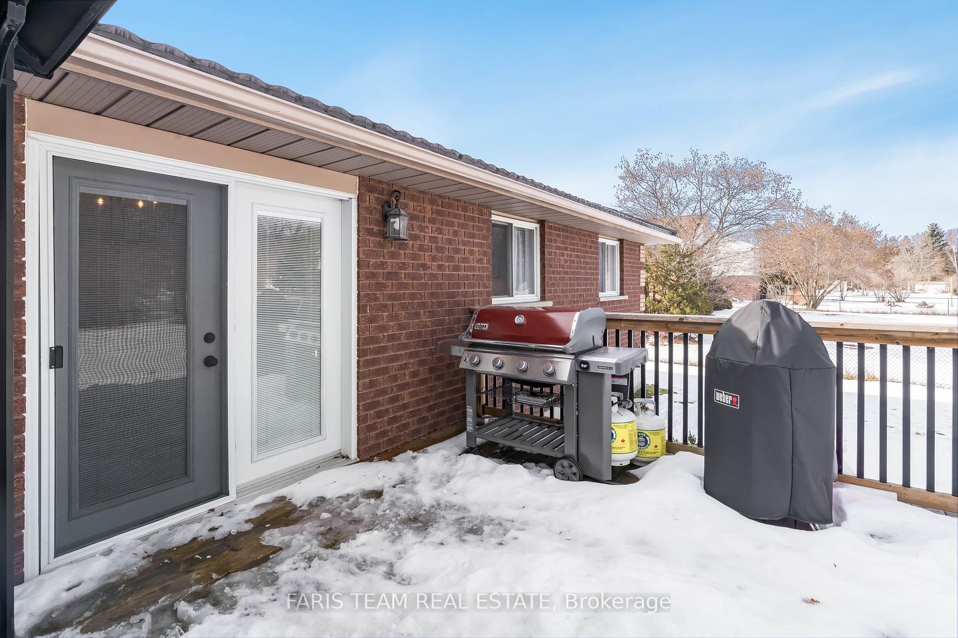 127 Wasaga Sands Drive