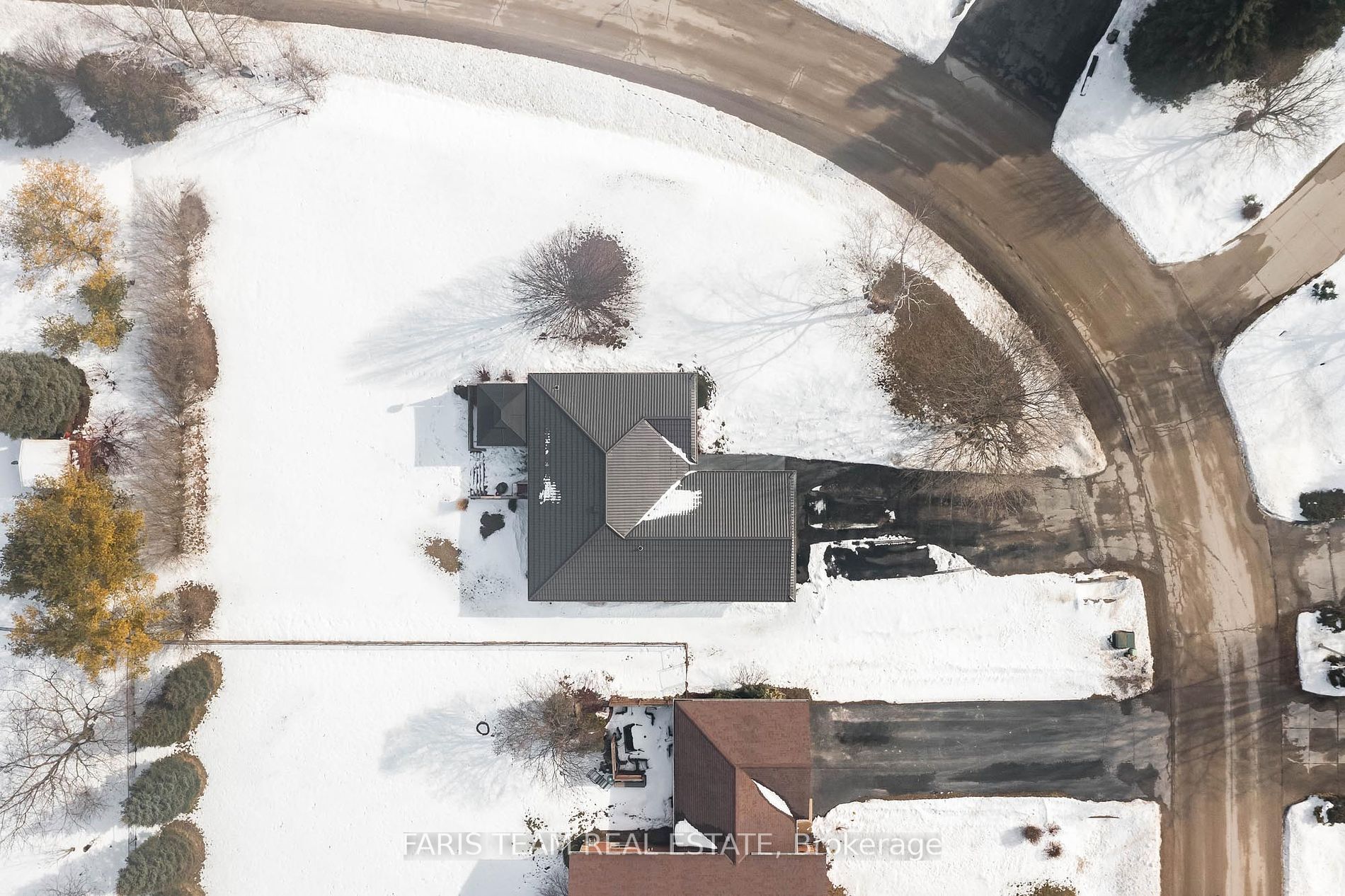 127 Wasaga Sands Drive