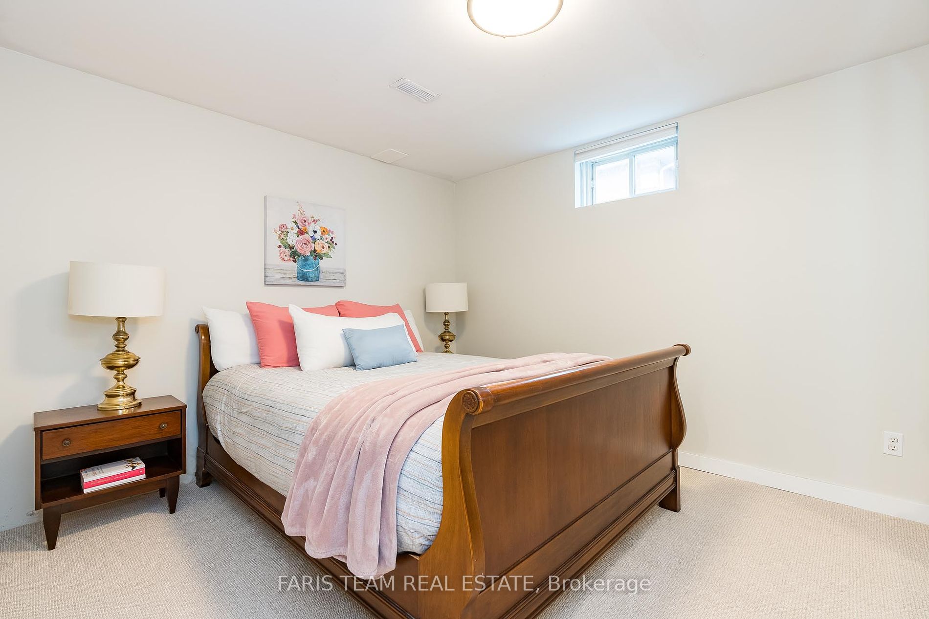 127 Wasaga Sands Drive