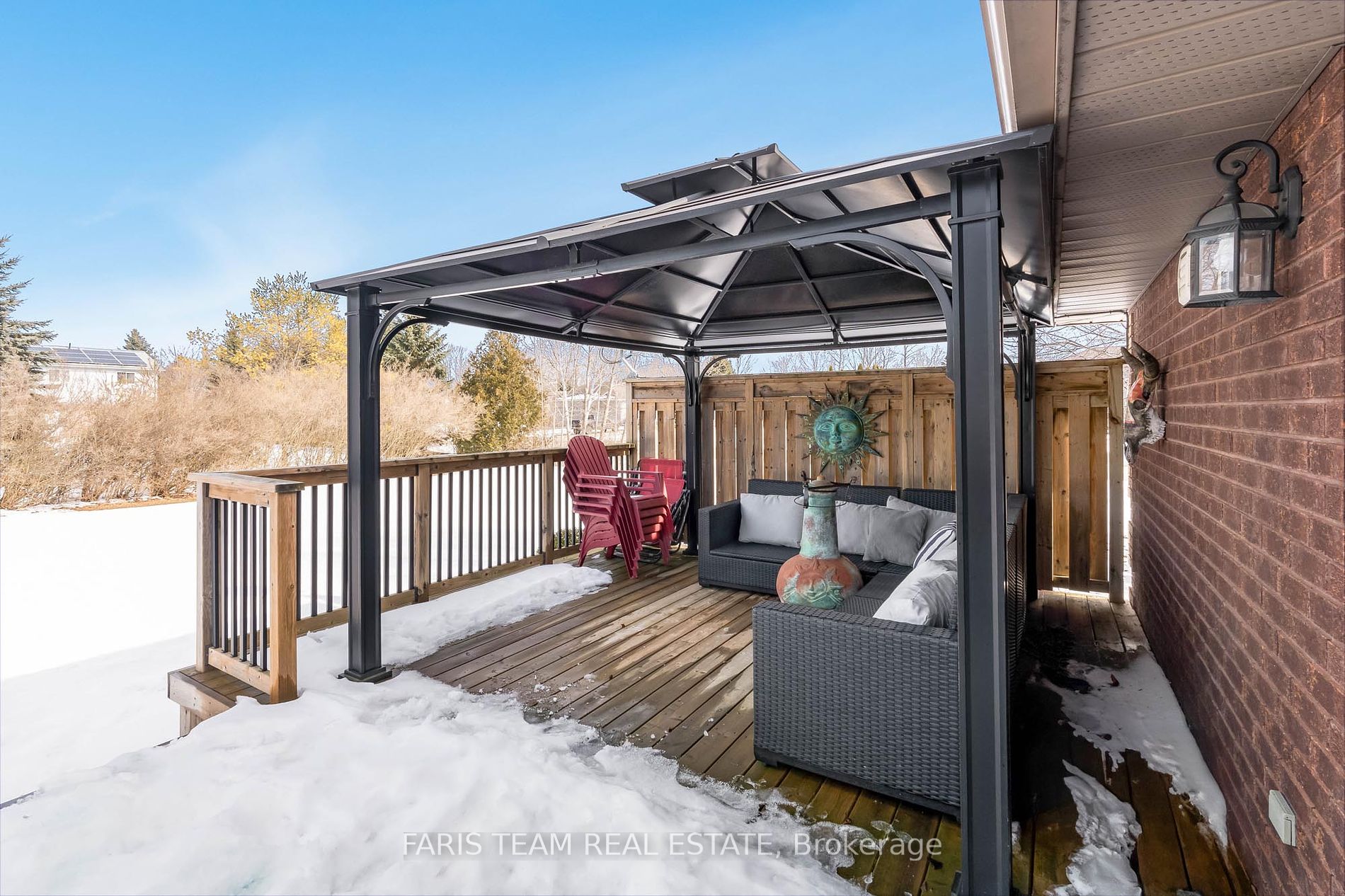127 Wasaga Sands Drive
