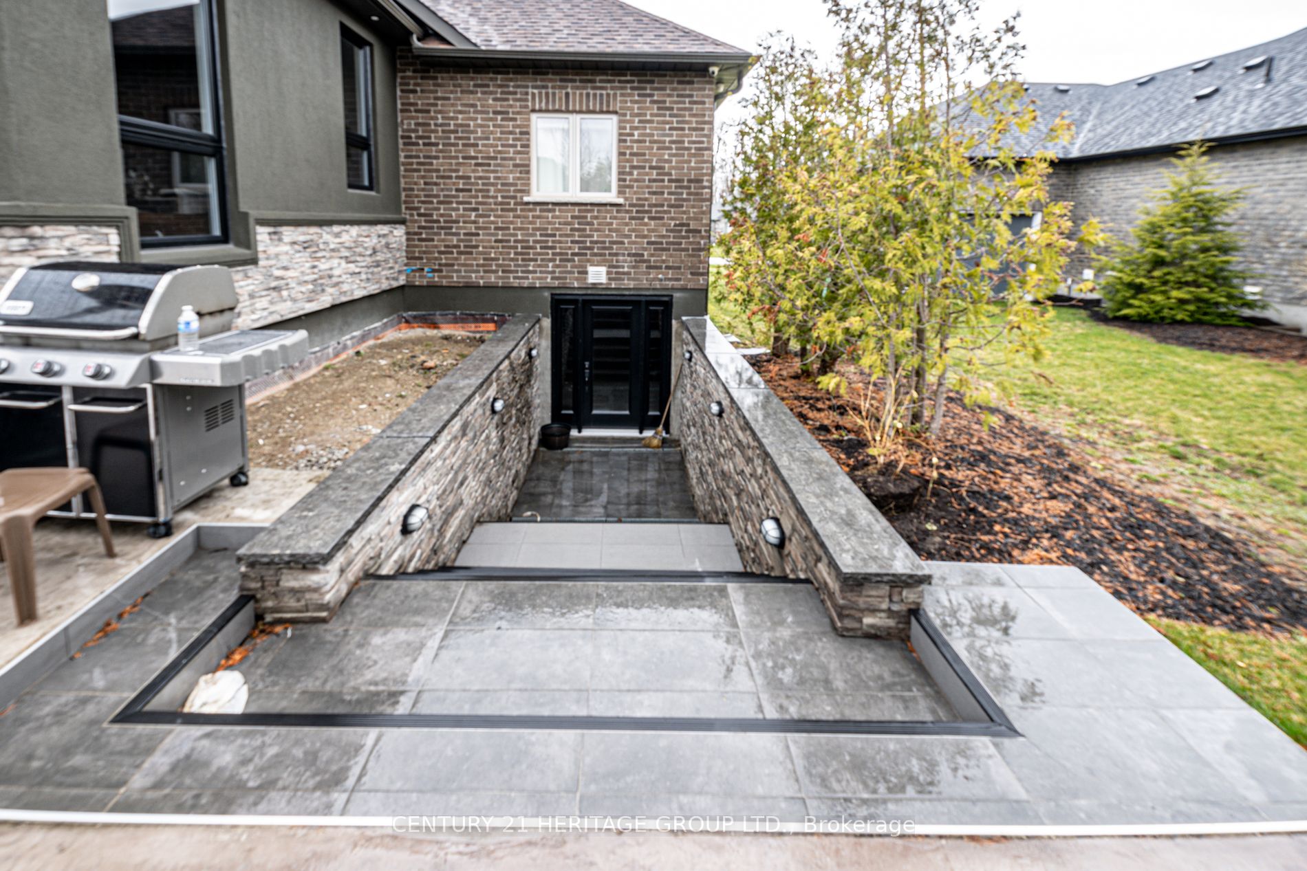158 Mennill Drive