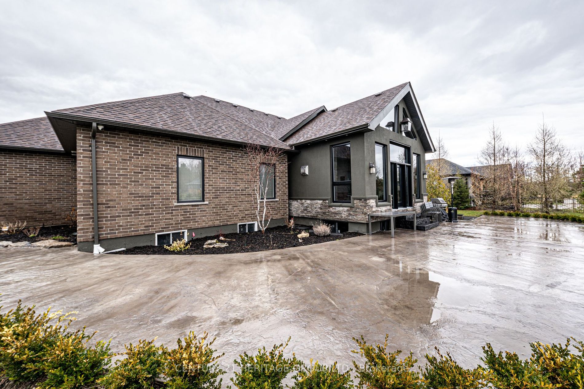 158 Mennill Drive