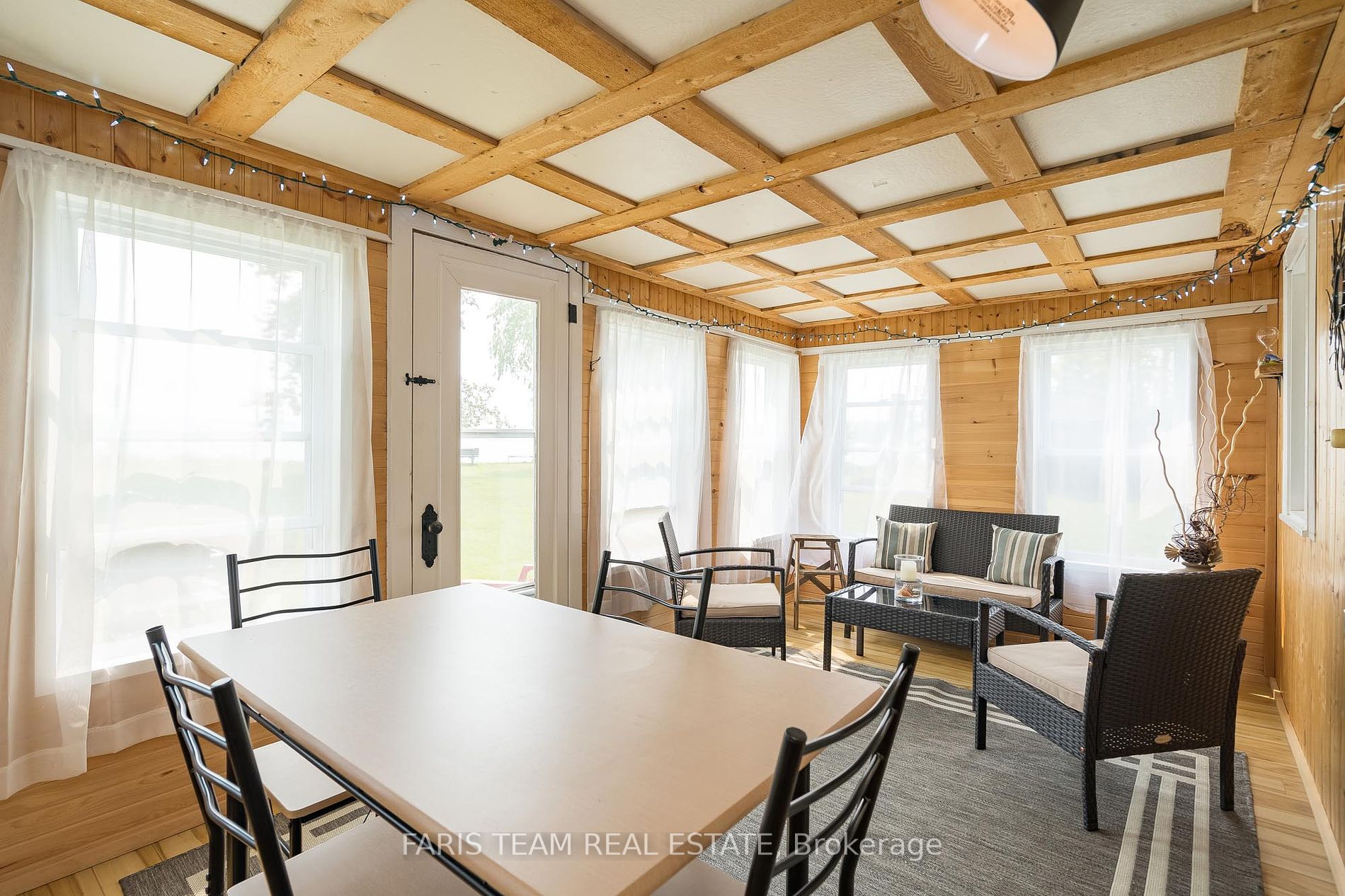 5632 Penetanguishene Rd