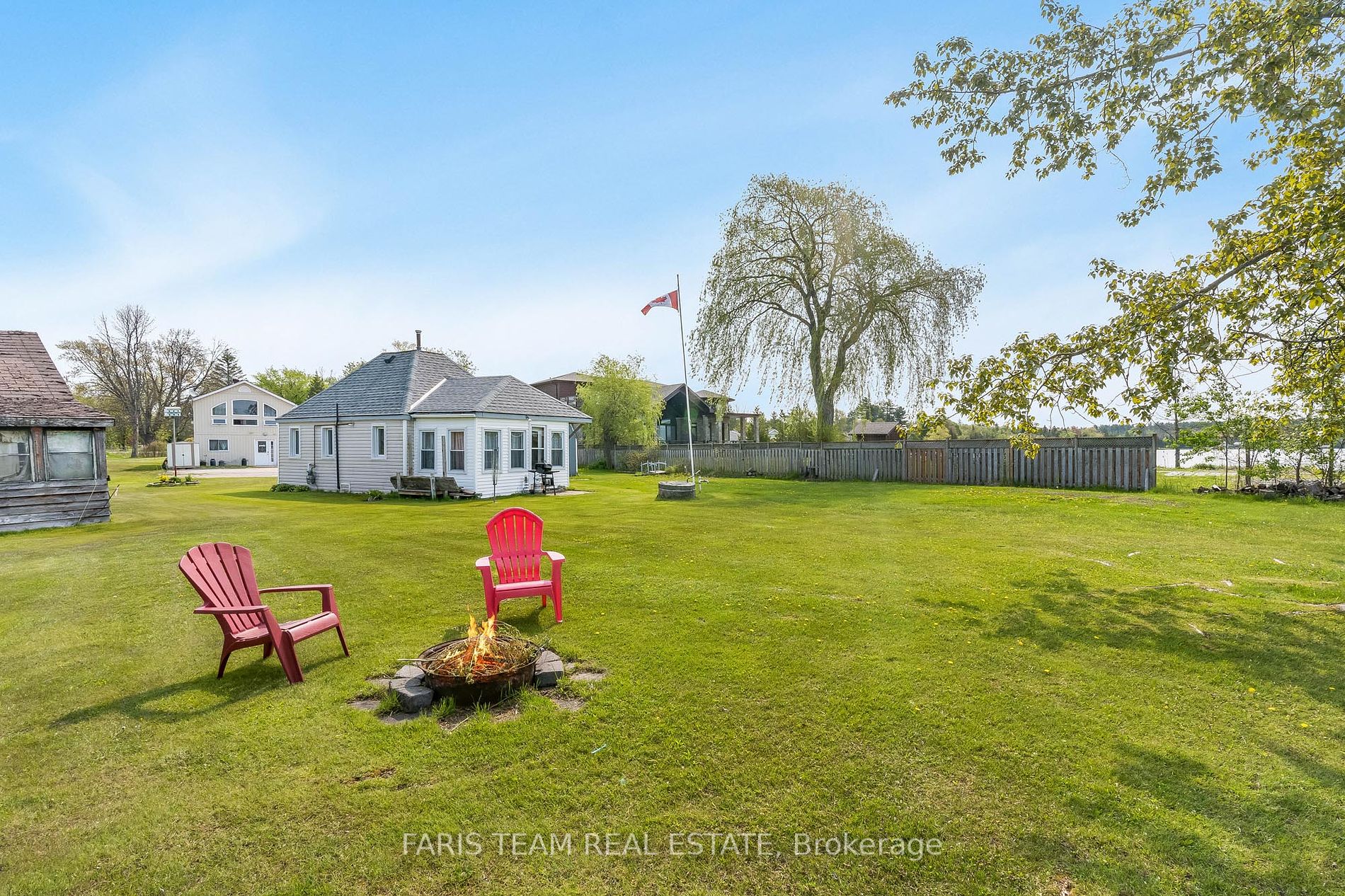 5632 Penetanguishene Rd