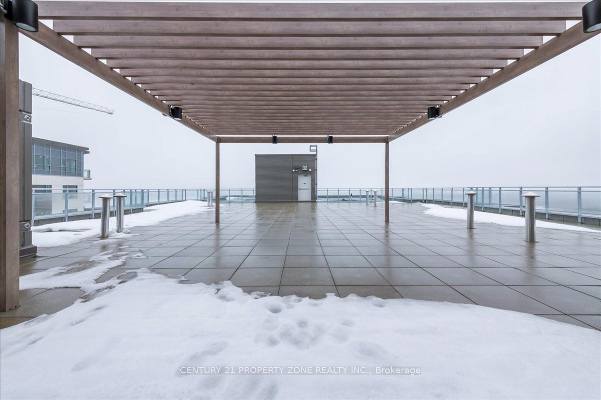 58 Lakeside Terrace, #317