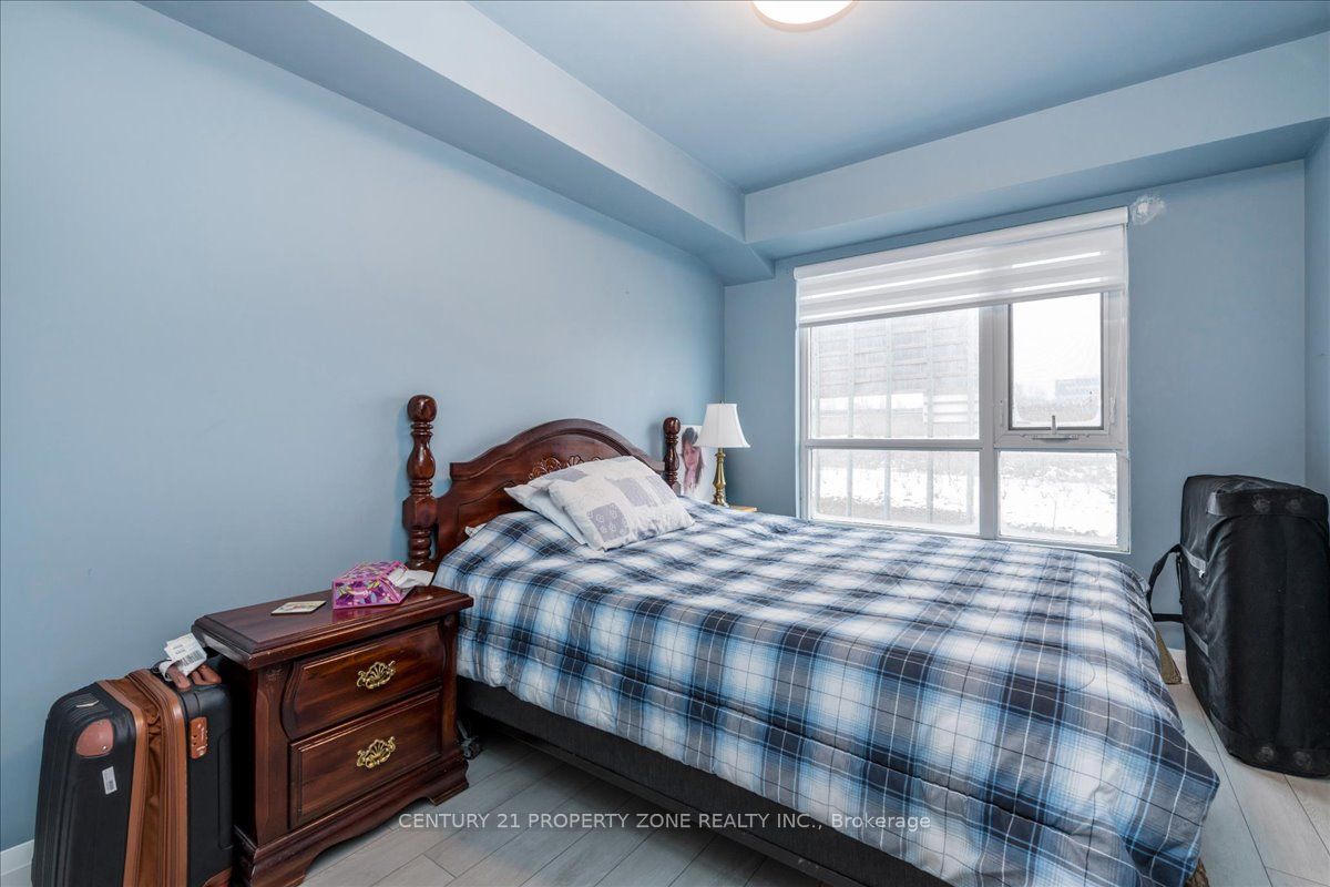58 Lakeside Terrace, #317