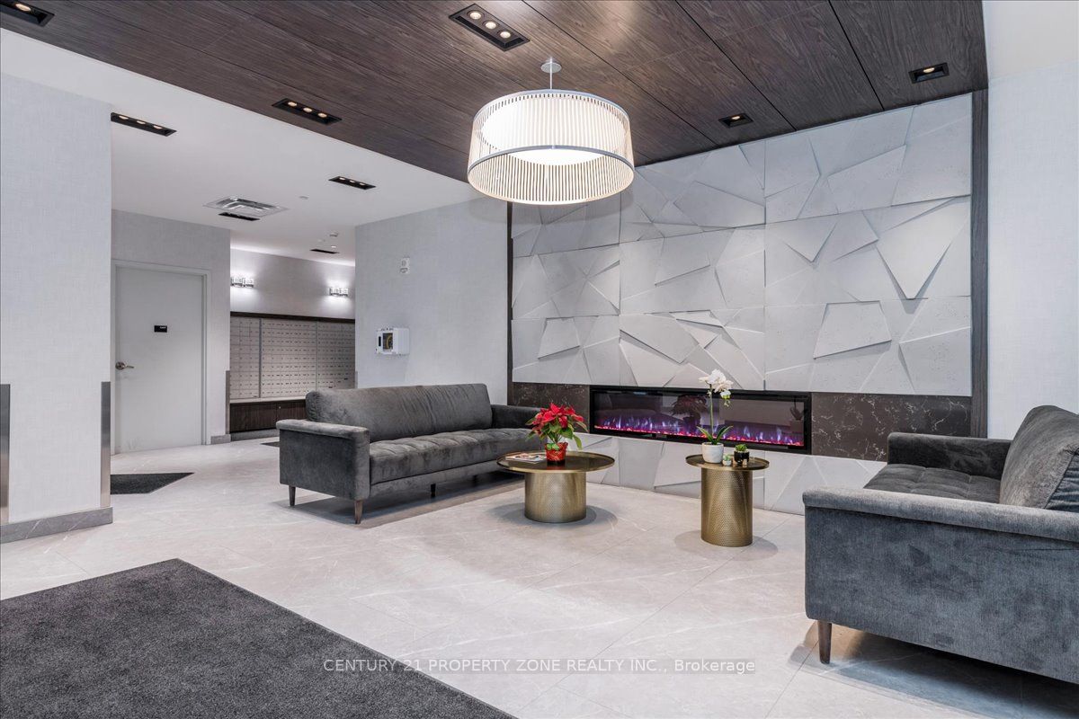 58 Lakeside Terrace, #317
