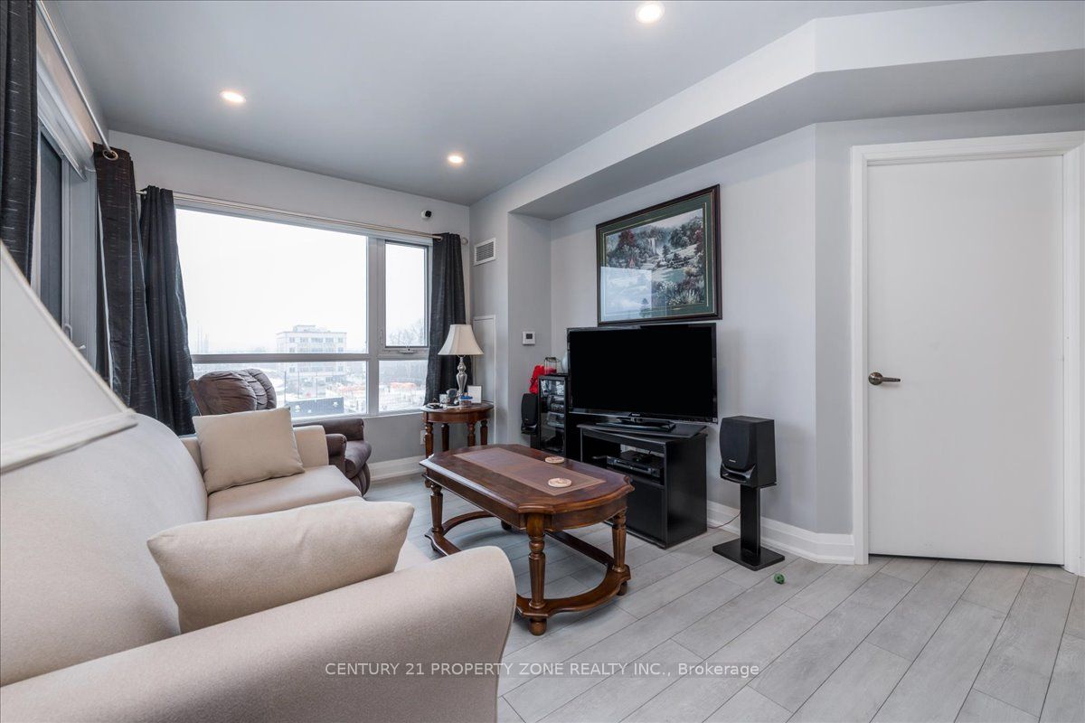58 Lakeside Terrace, #317