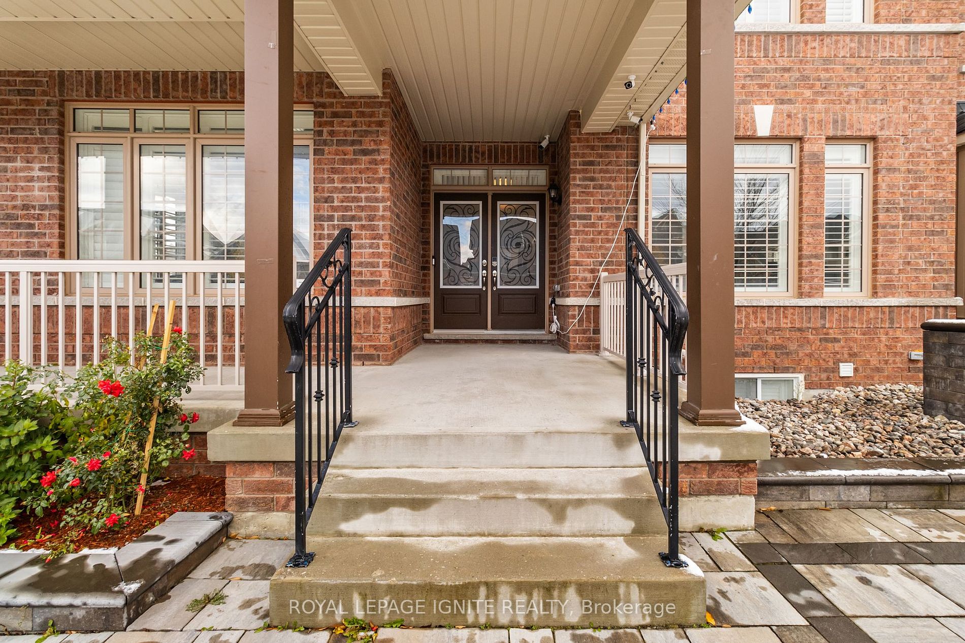 22 Travers Gate