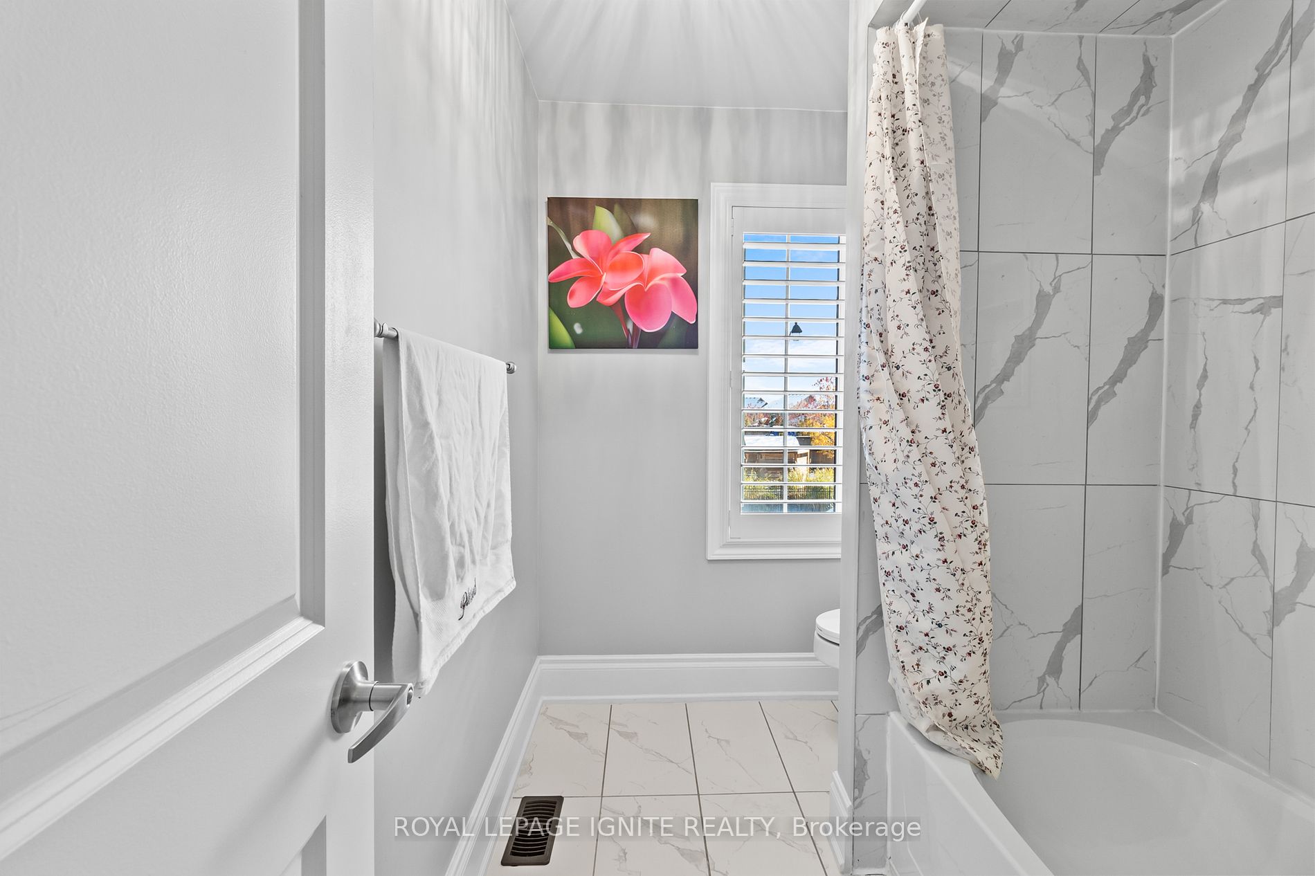 22 Travers Gate