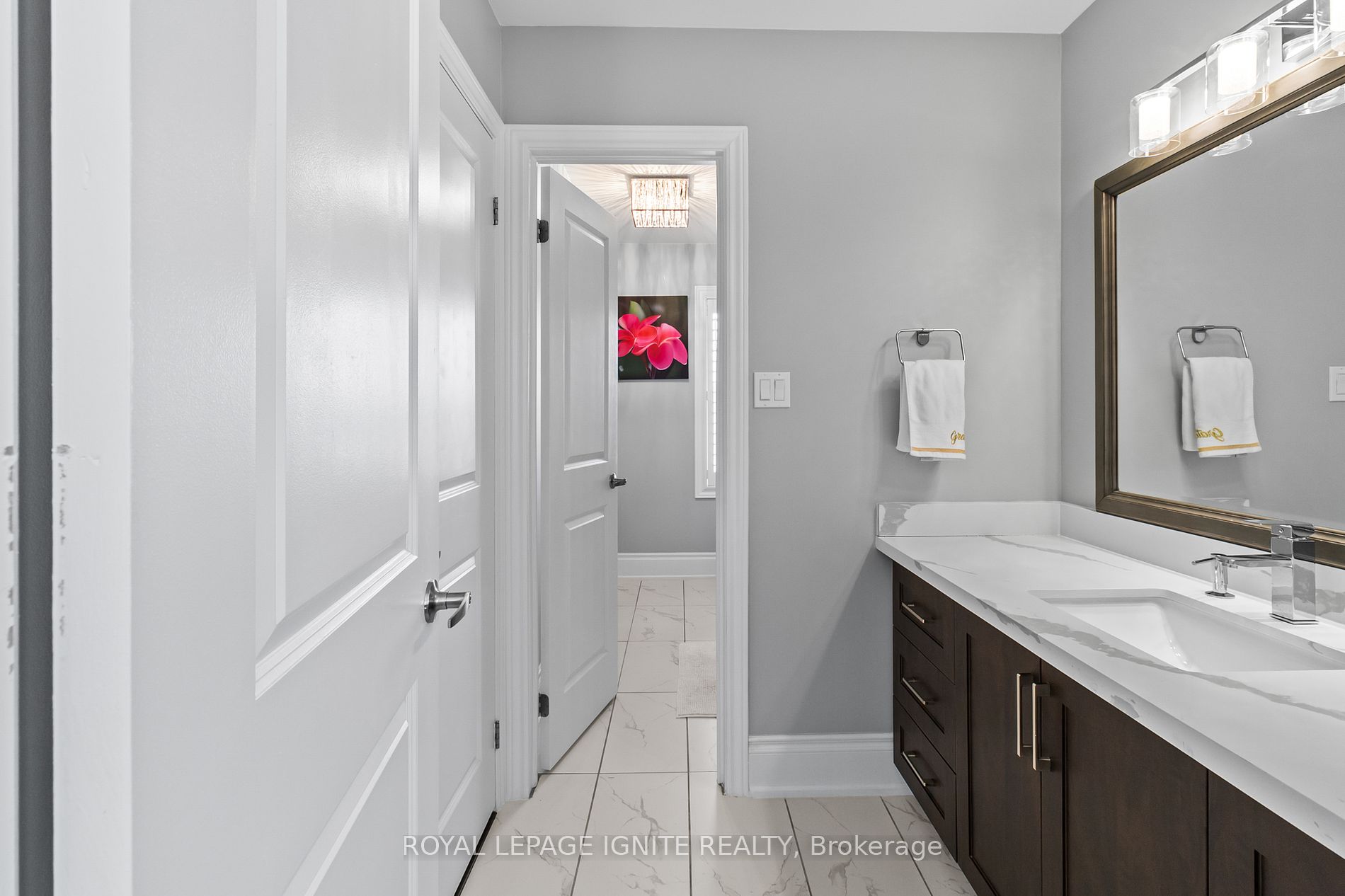 22 Travers Gate