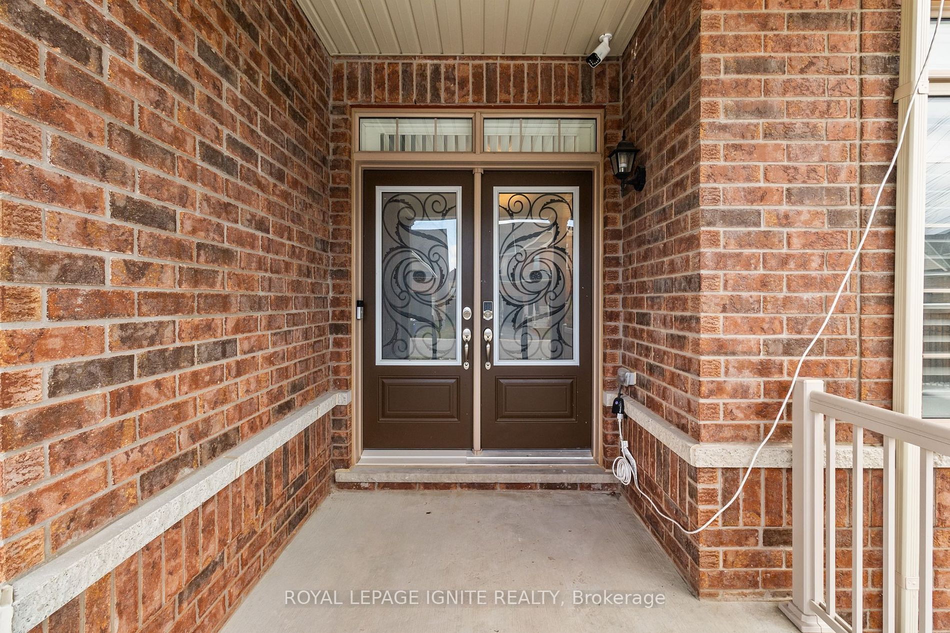 22 Travers Gate