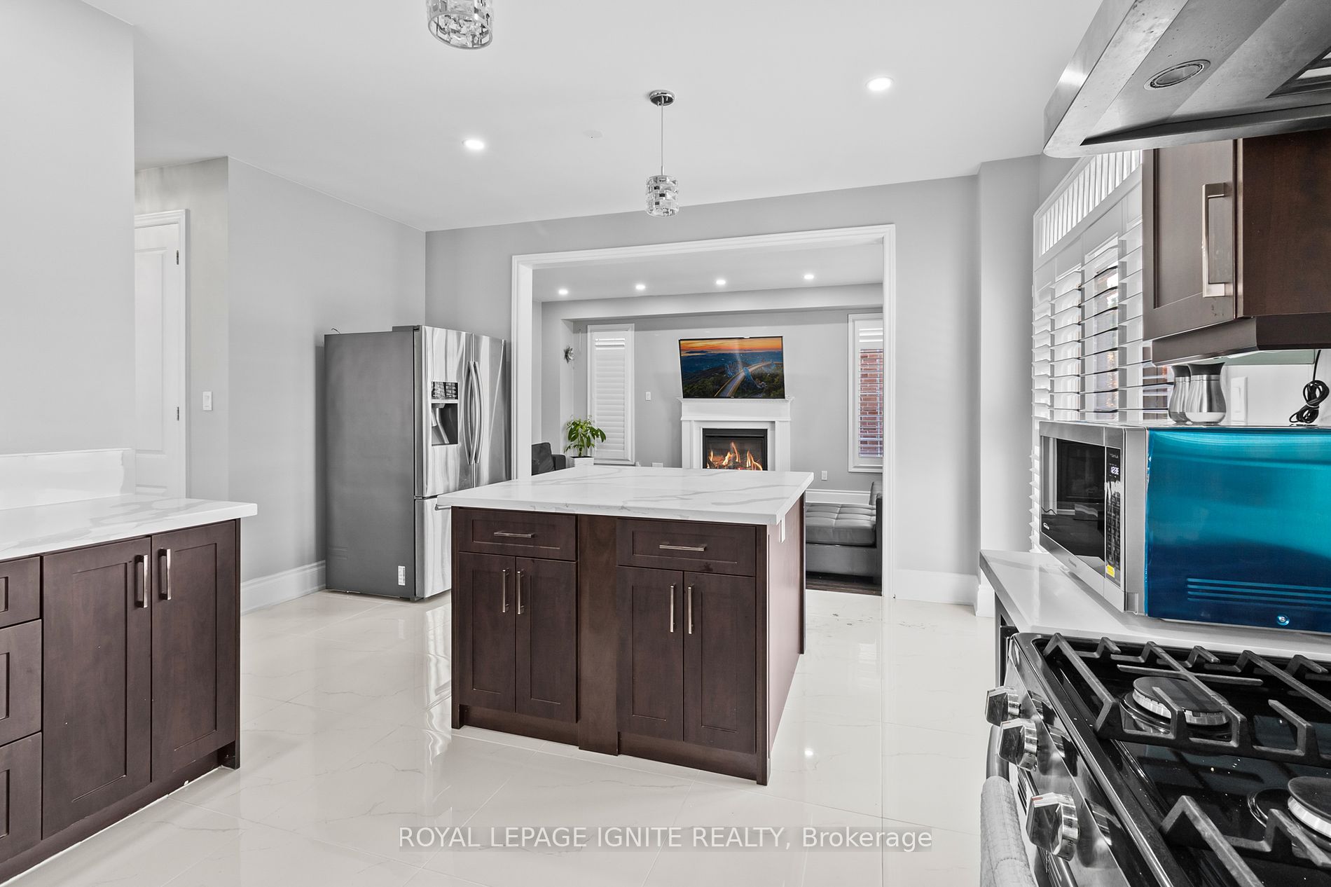 22 Travers Gate