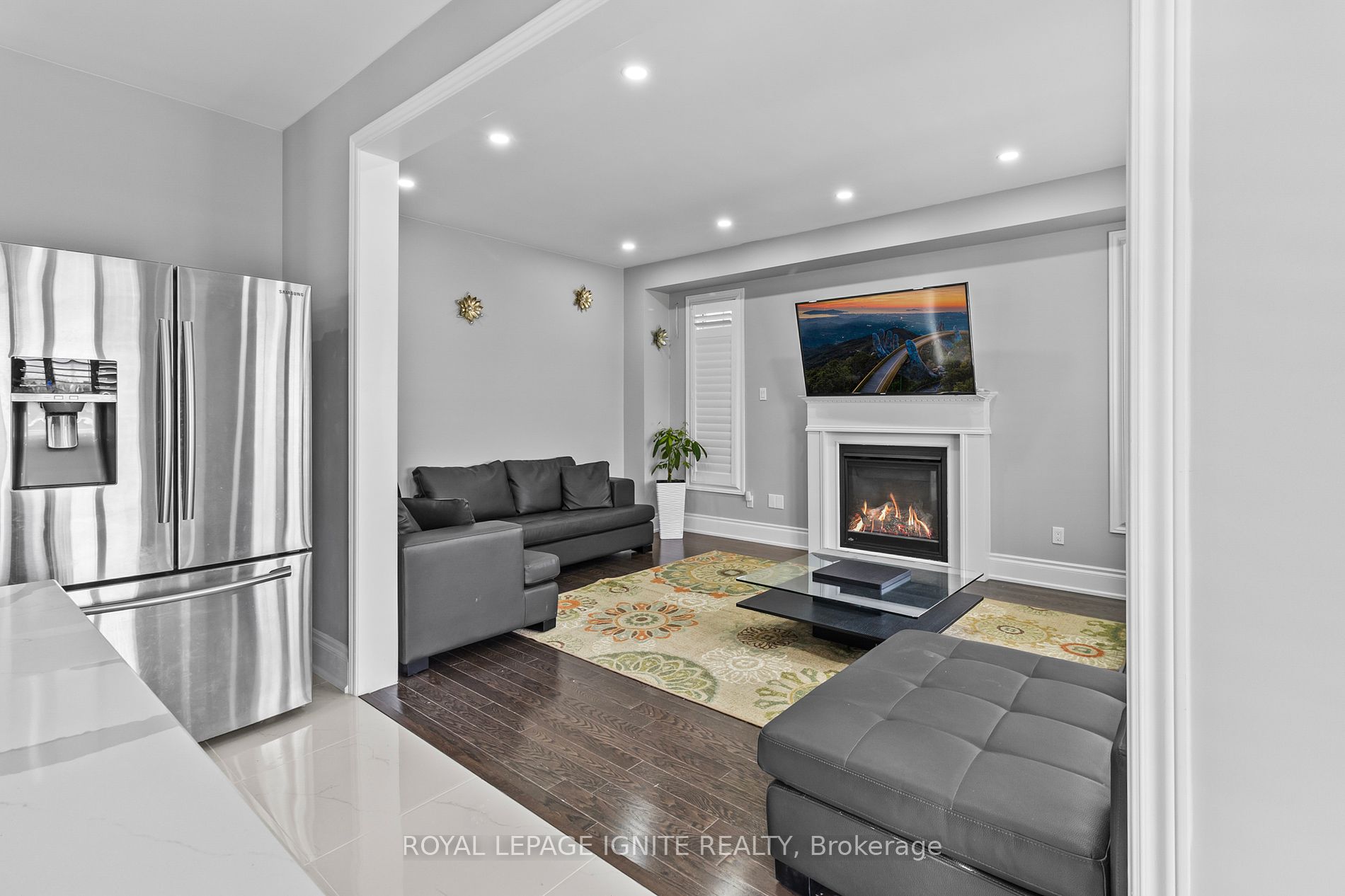 22 Travers Gate