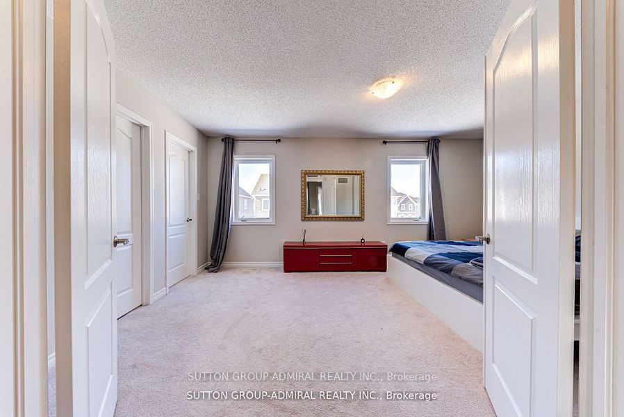 23 Bobolink Drive
