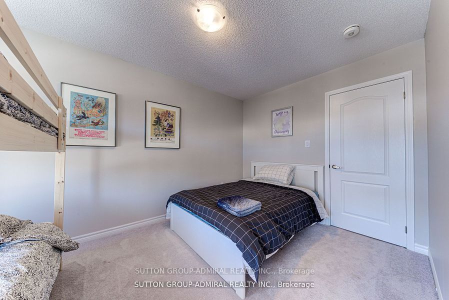 23 Bobolink Drive