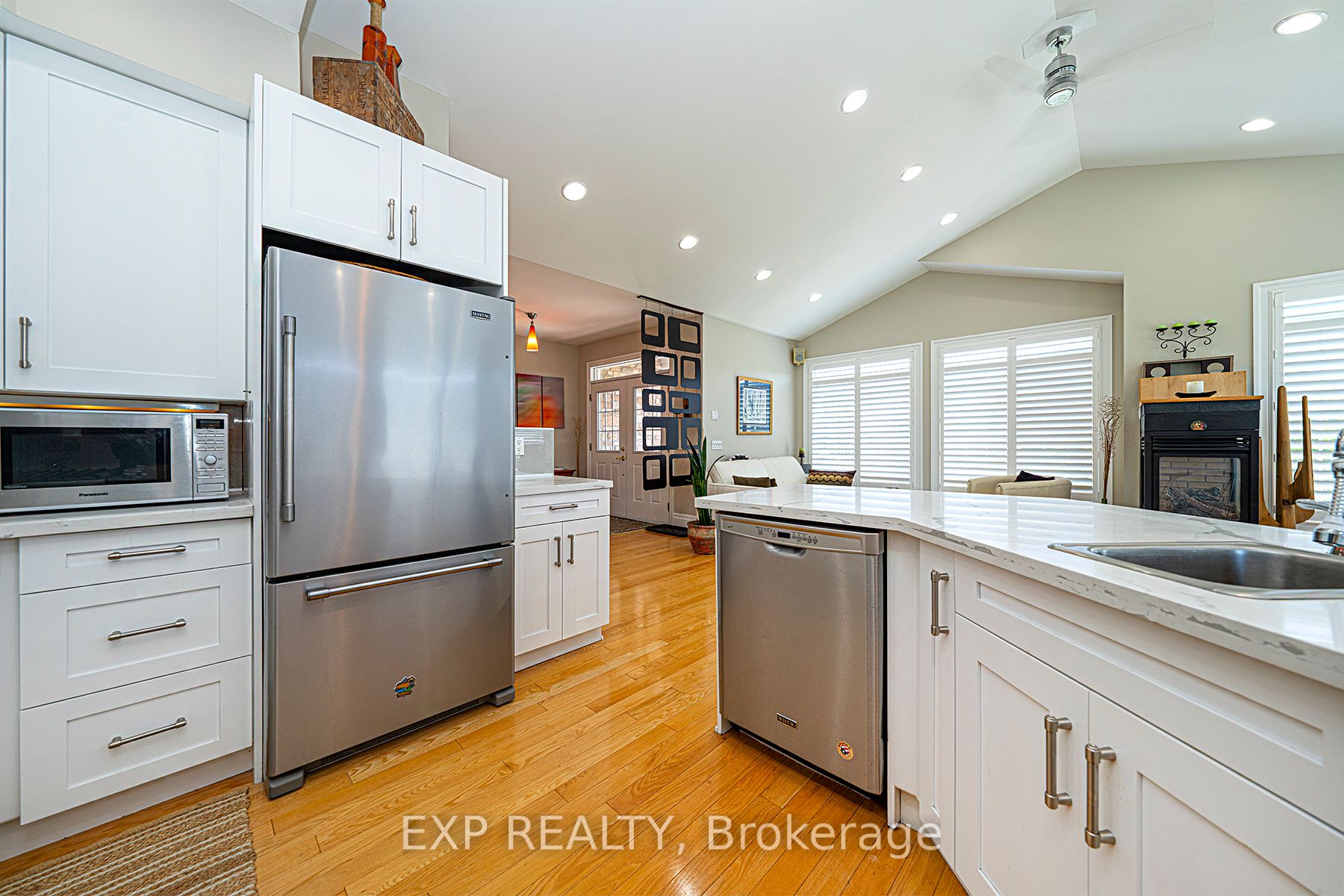 2884 Sunnydale Lane