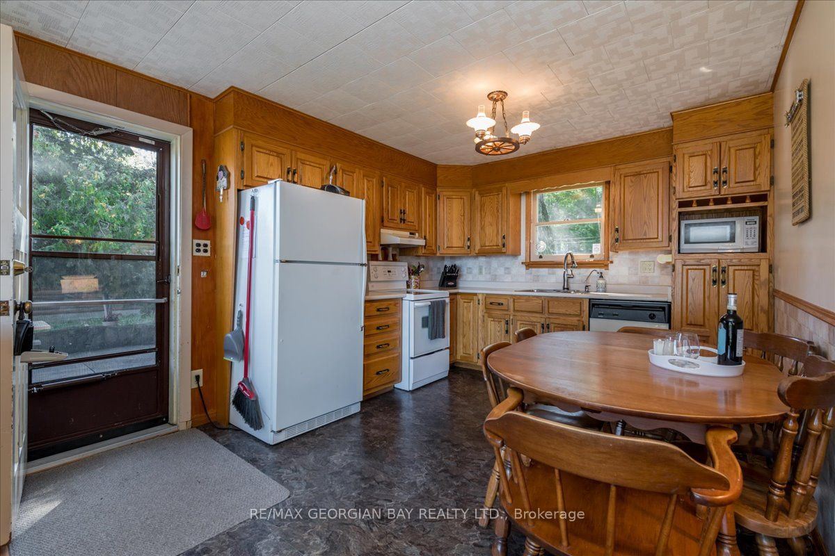 1777 Champlain Road