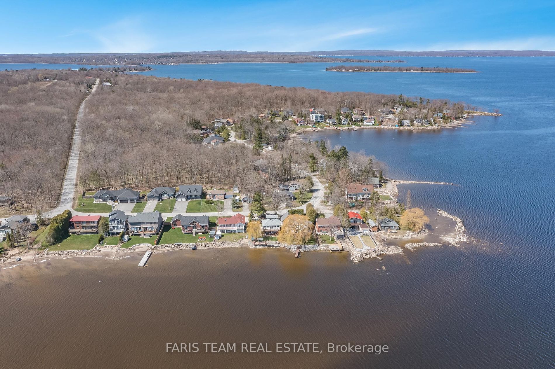 282 Robins Point Road