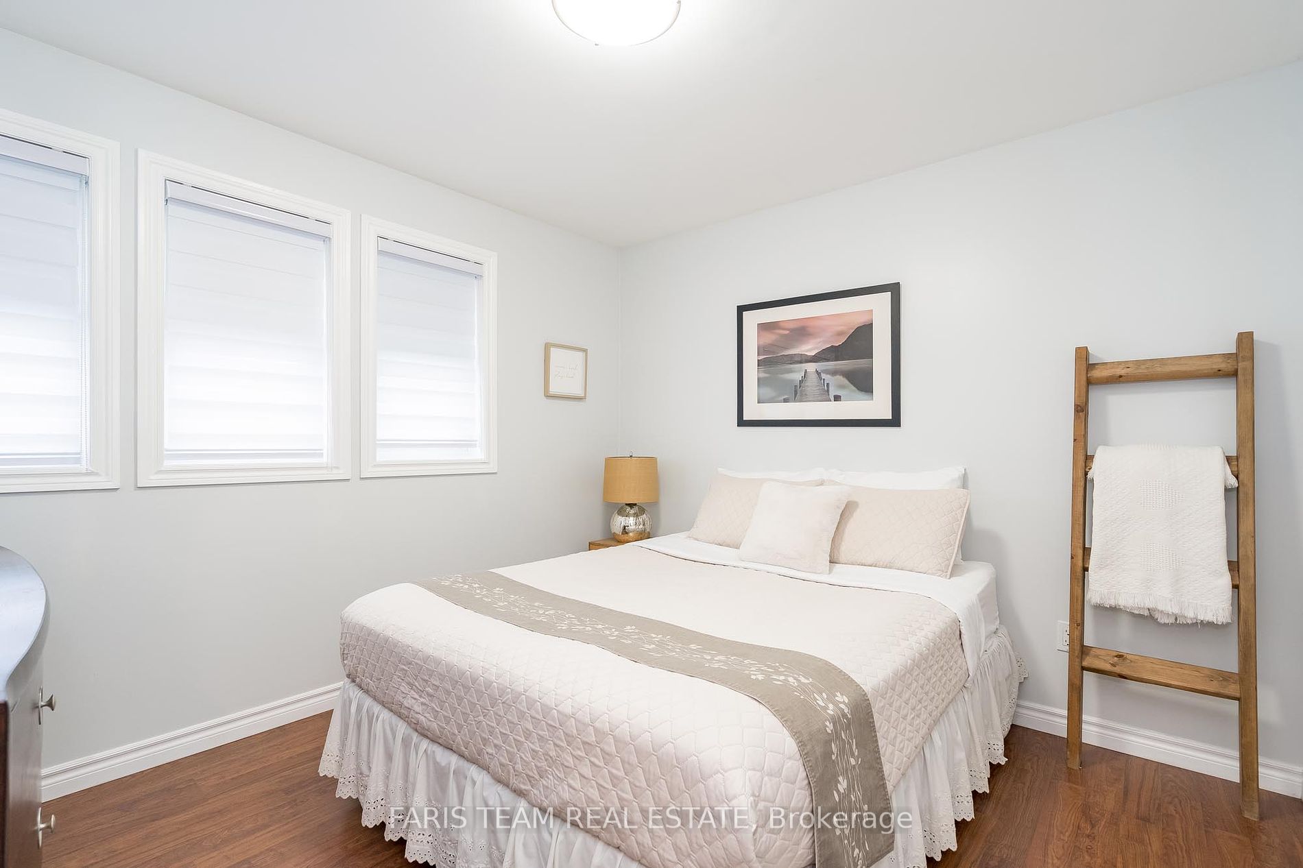 282 Robins Point Road