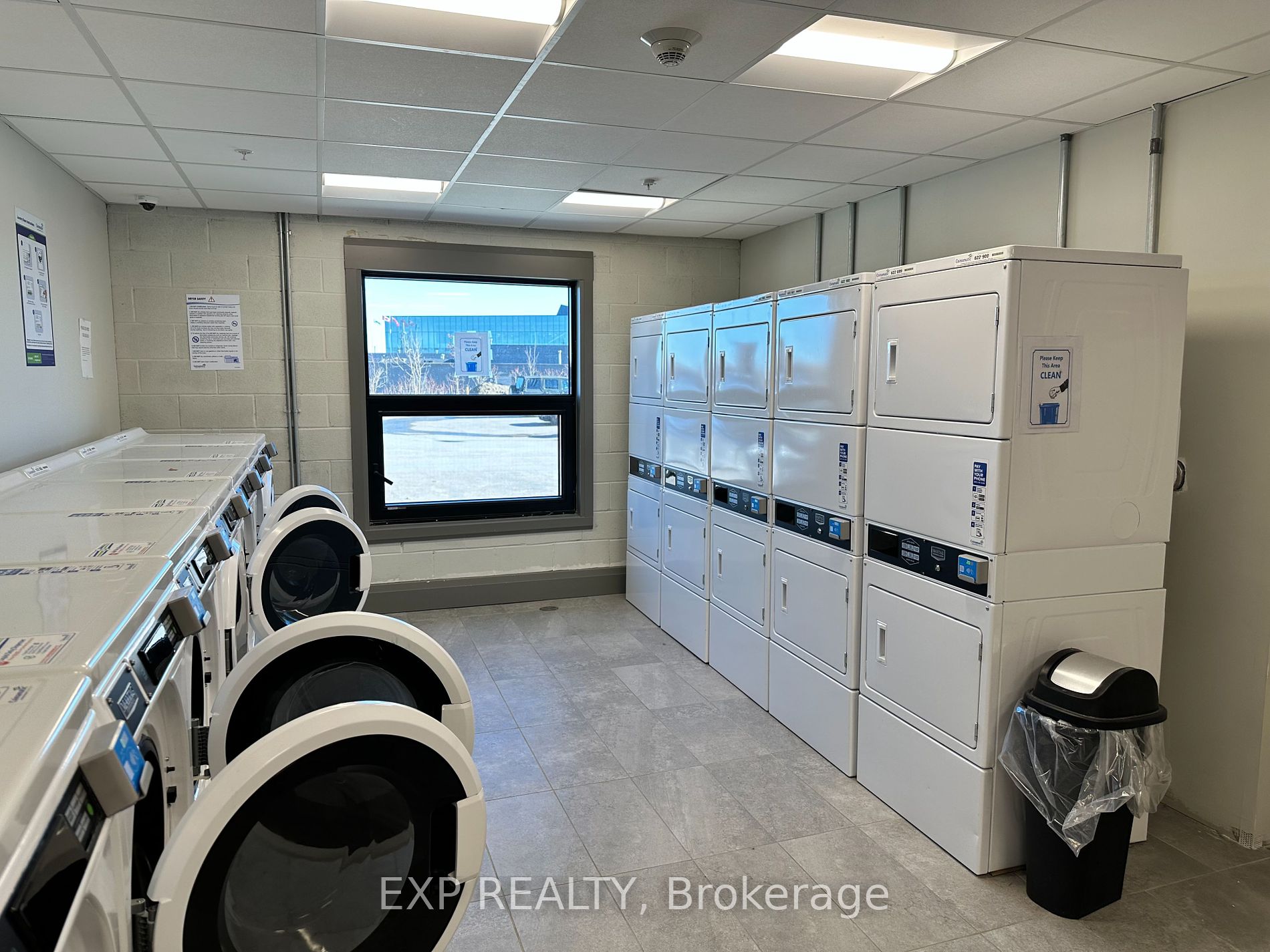 75 Barrie Rd, #402