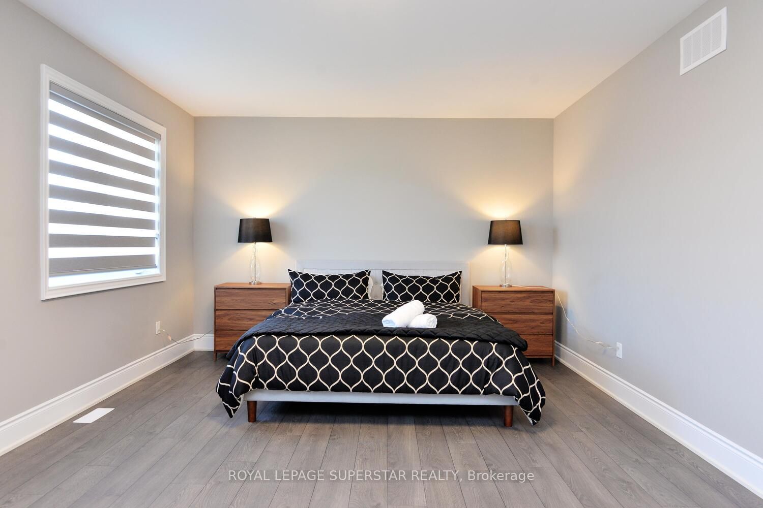 108 Rugman Cres
