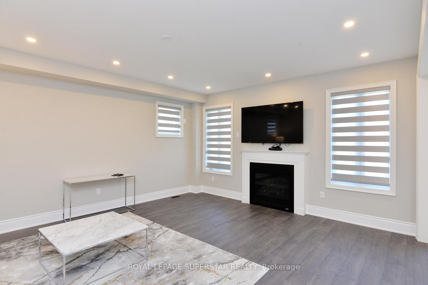 108 Rugman Cres