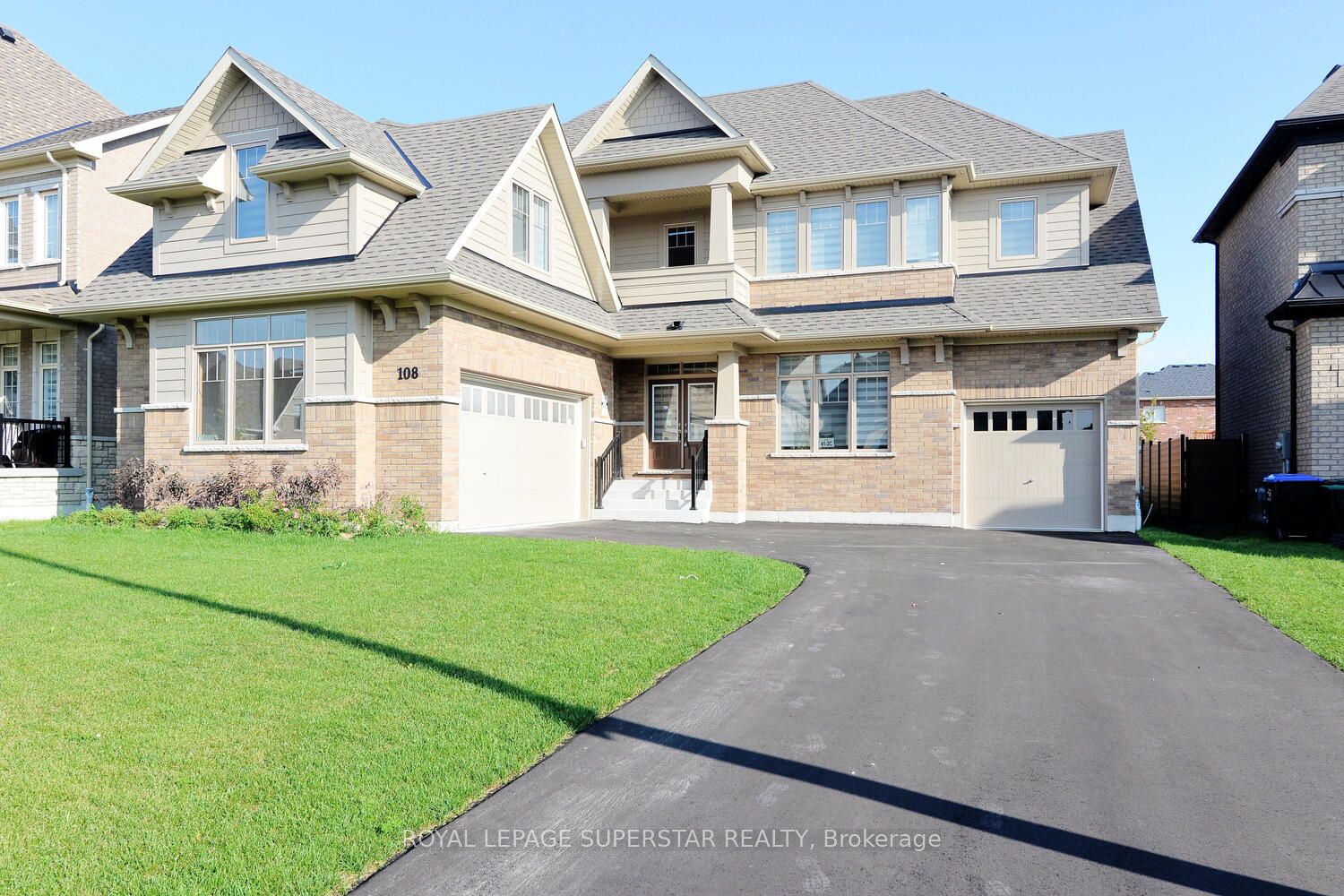 108 Rugman Cres